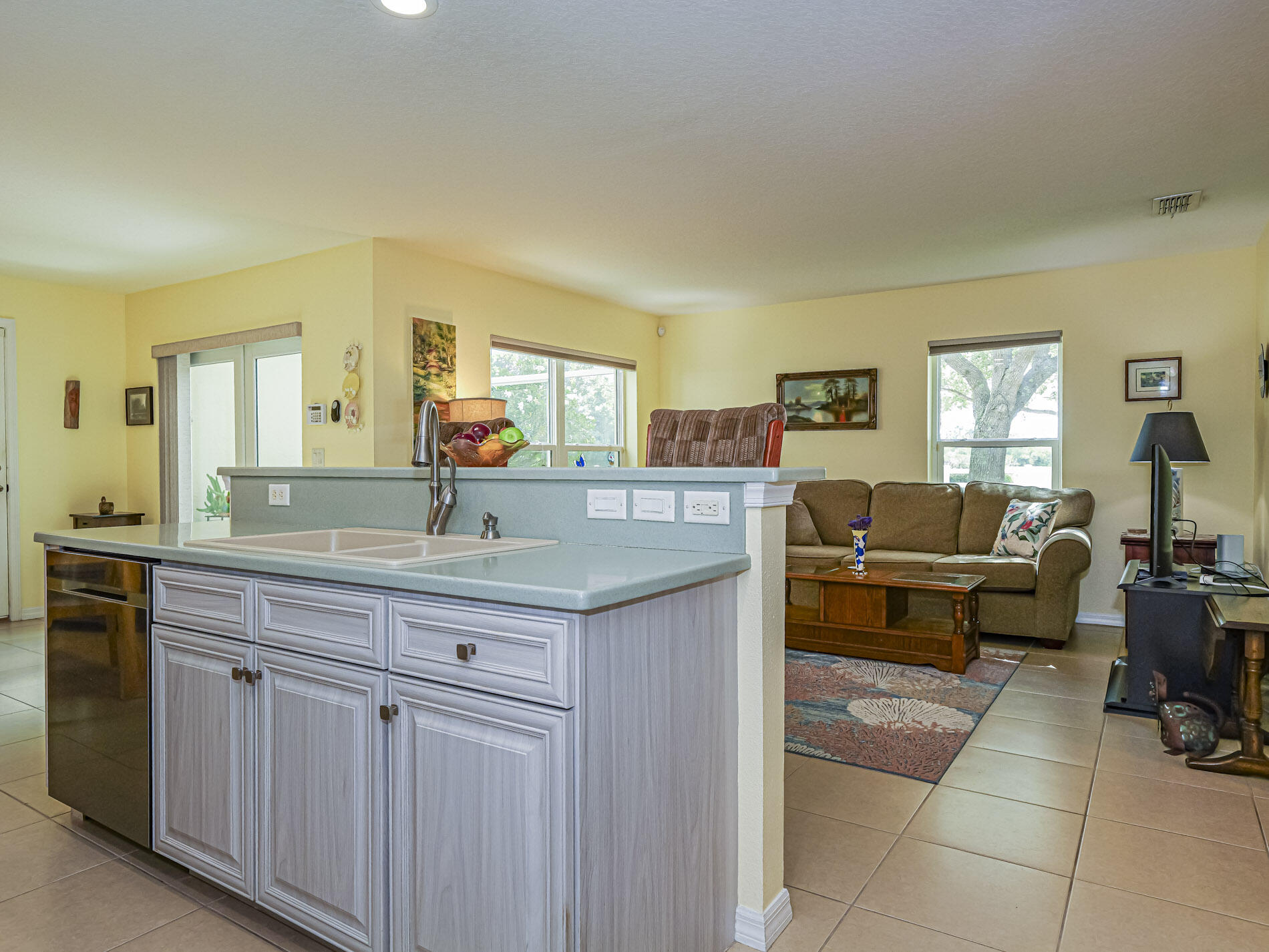 1838 Pointe West Way Property Photo 12