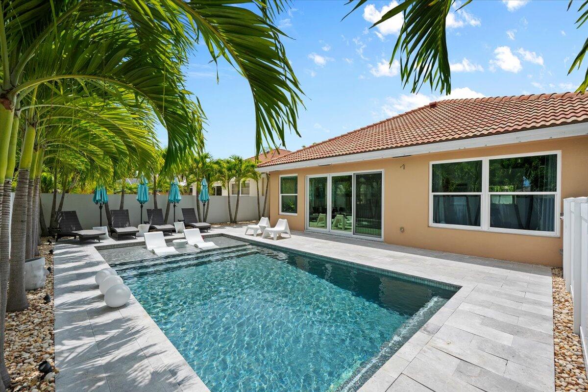 169 Hampton Circle Property Photo 21
