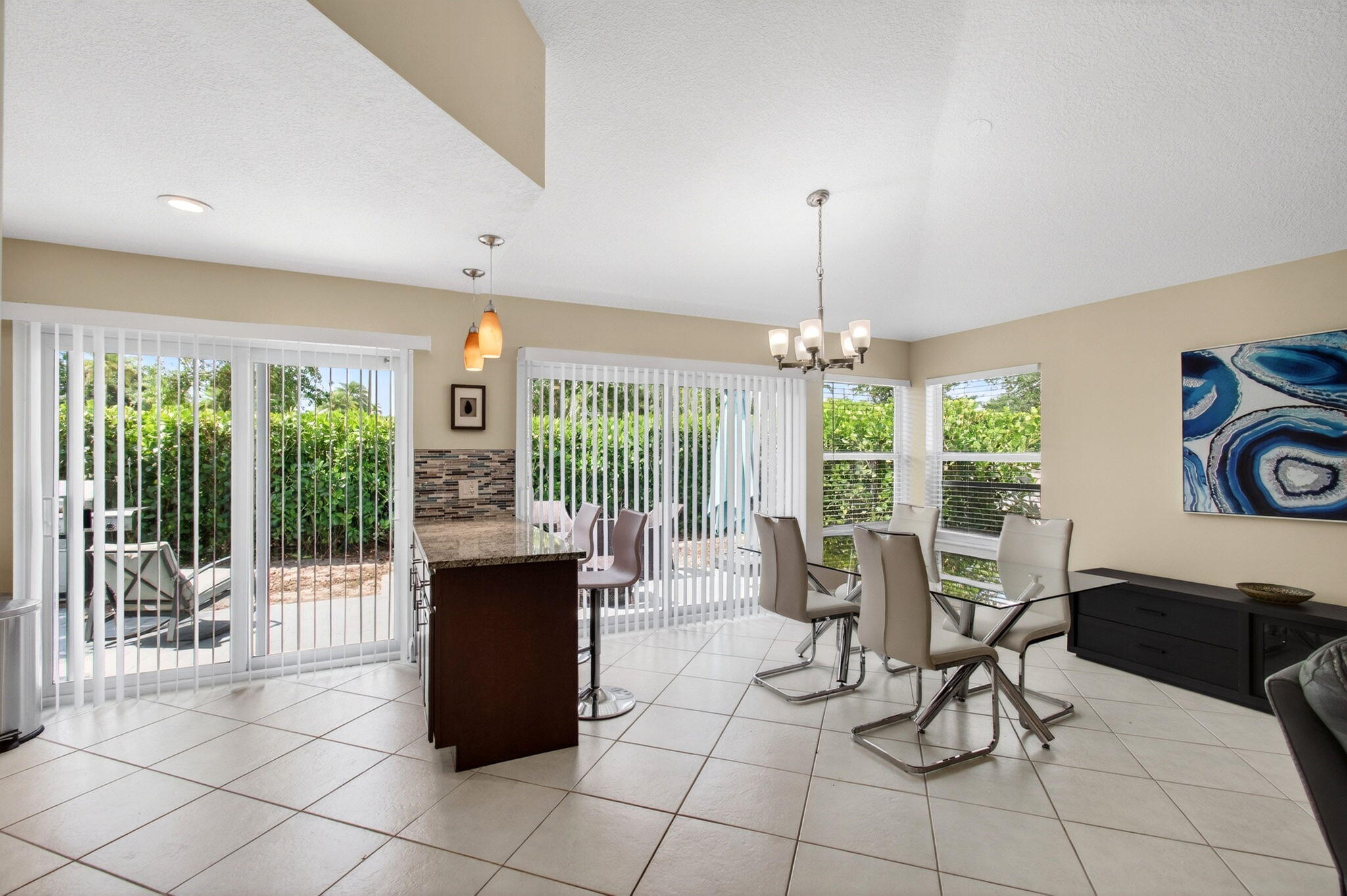 2034 Nw 52nd Street Property Photo 7