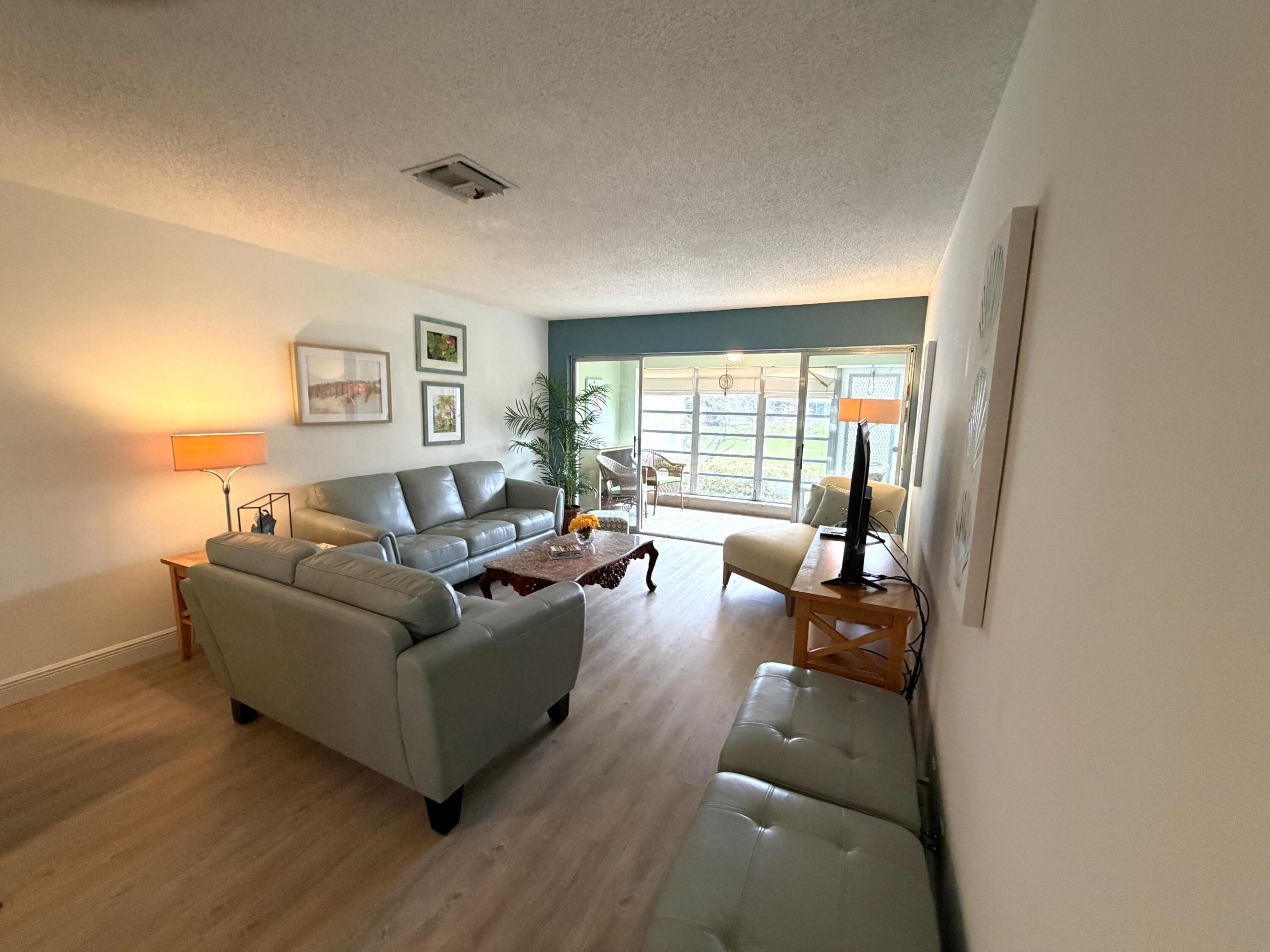 2520 Pansey Lane D Property Photo 6