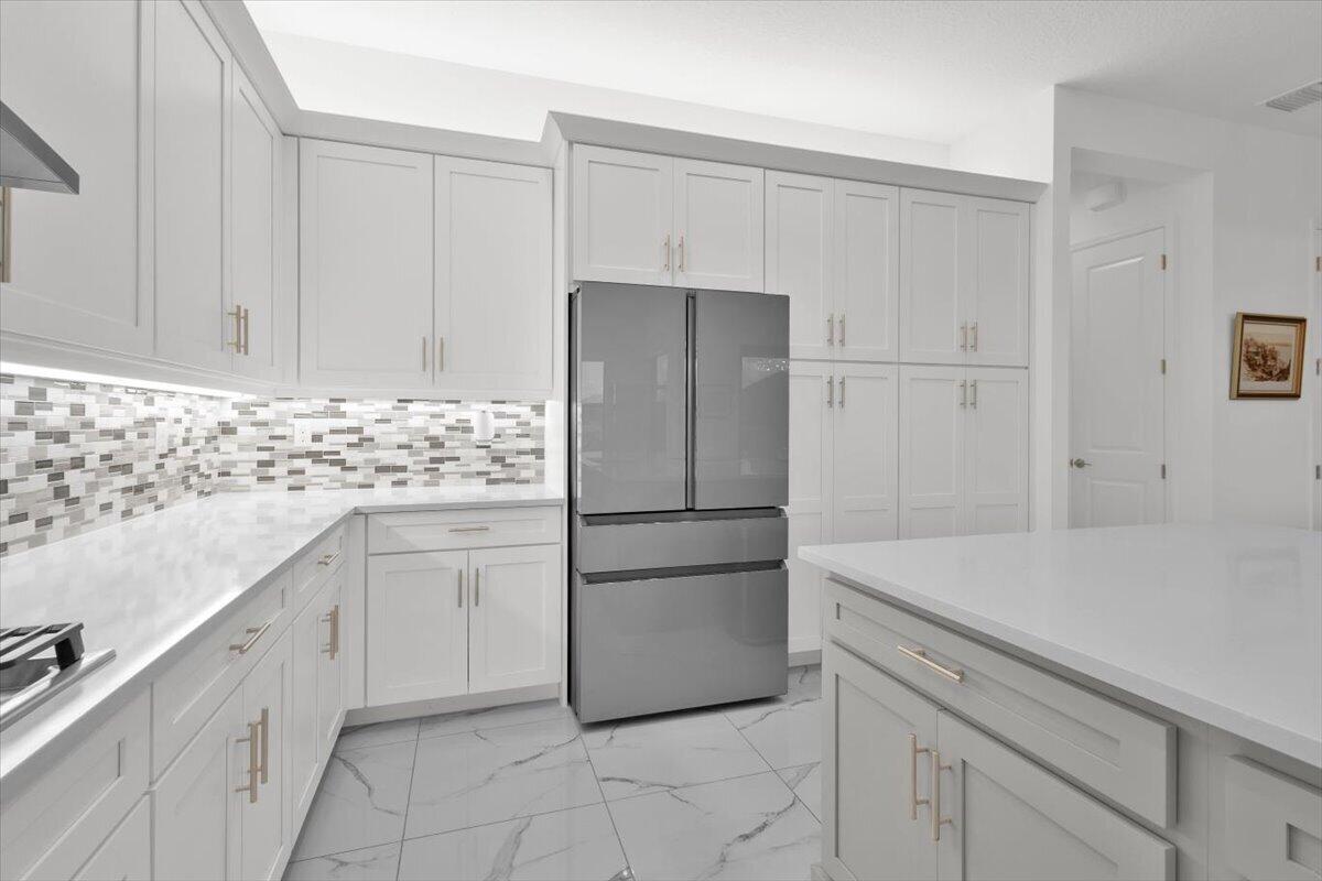 12227 Sw Twin Springs Drive Property Photo 15