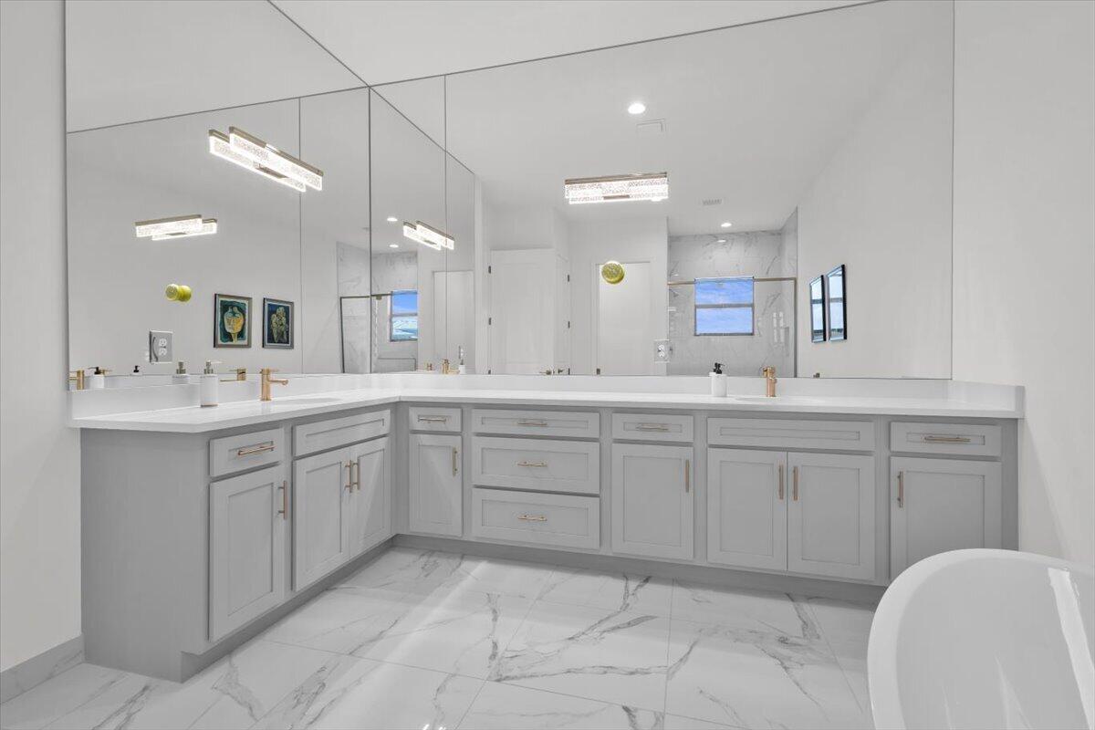 12227 Sw Twin Springs Drive Property Photo 24