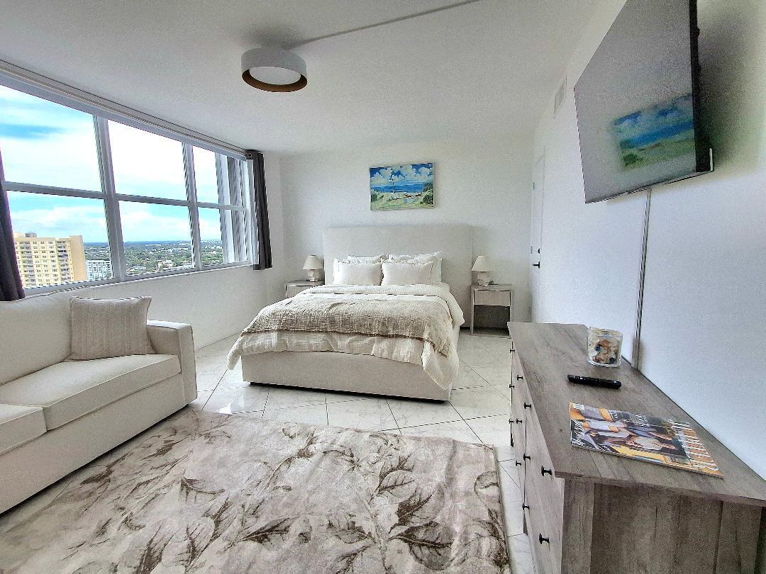 1340 S Ocean Boulevard 1808 Property Photo 21