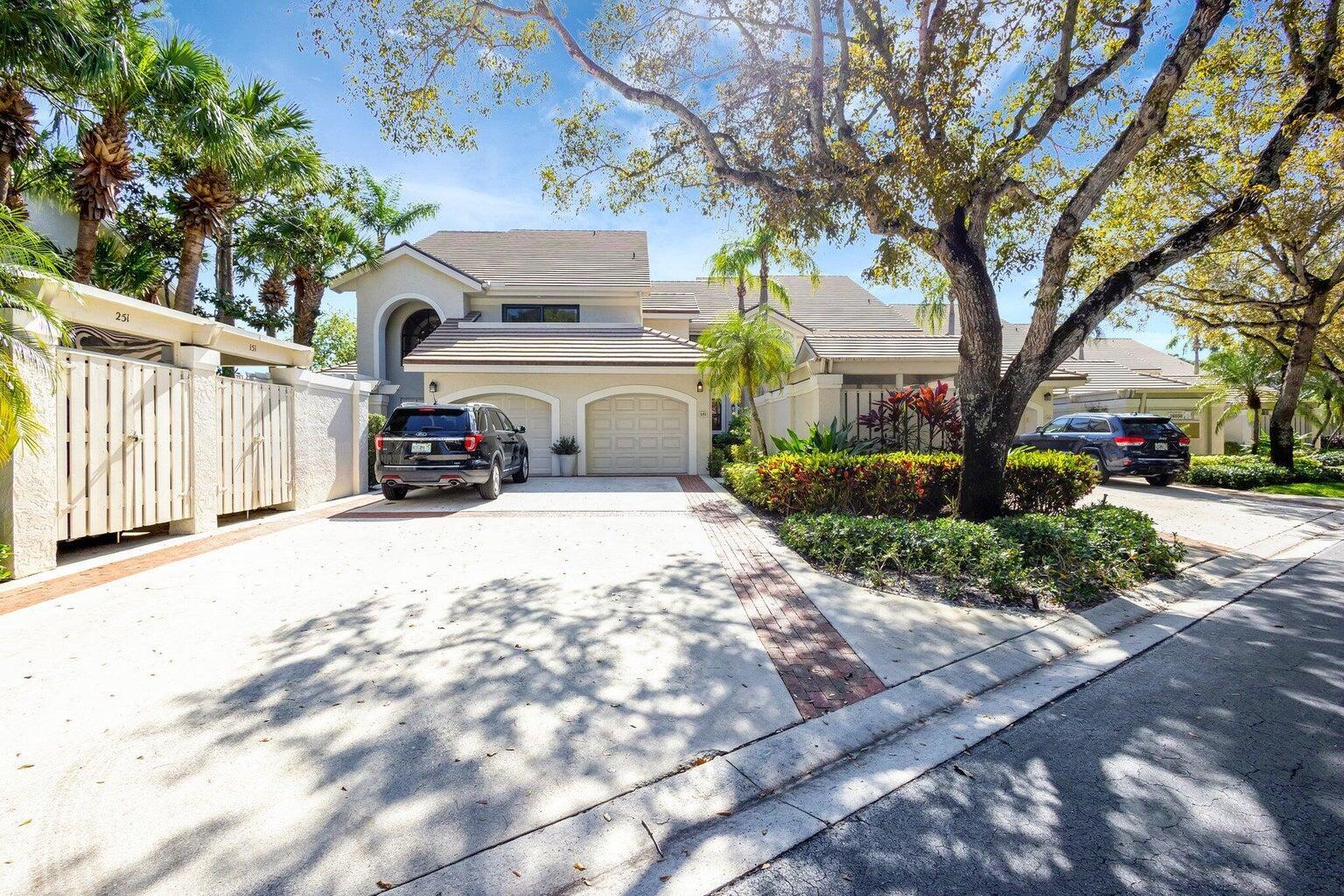 16050 W Bay Drive 151 Property Photo 2
