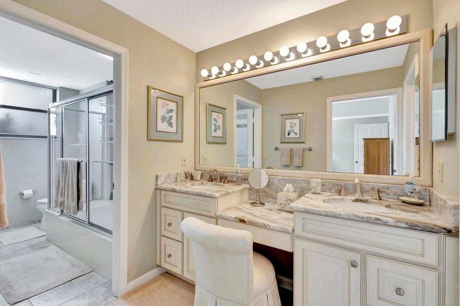 16050 W Bay Drive 151 Property Photo 15