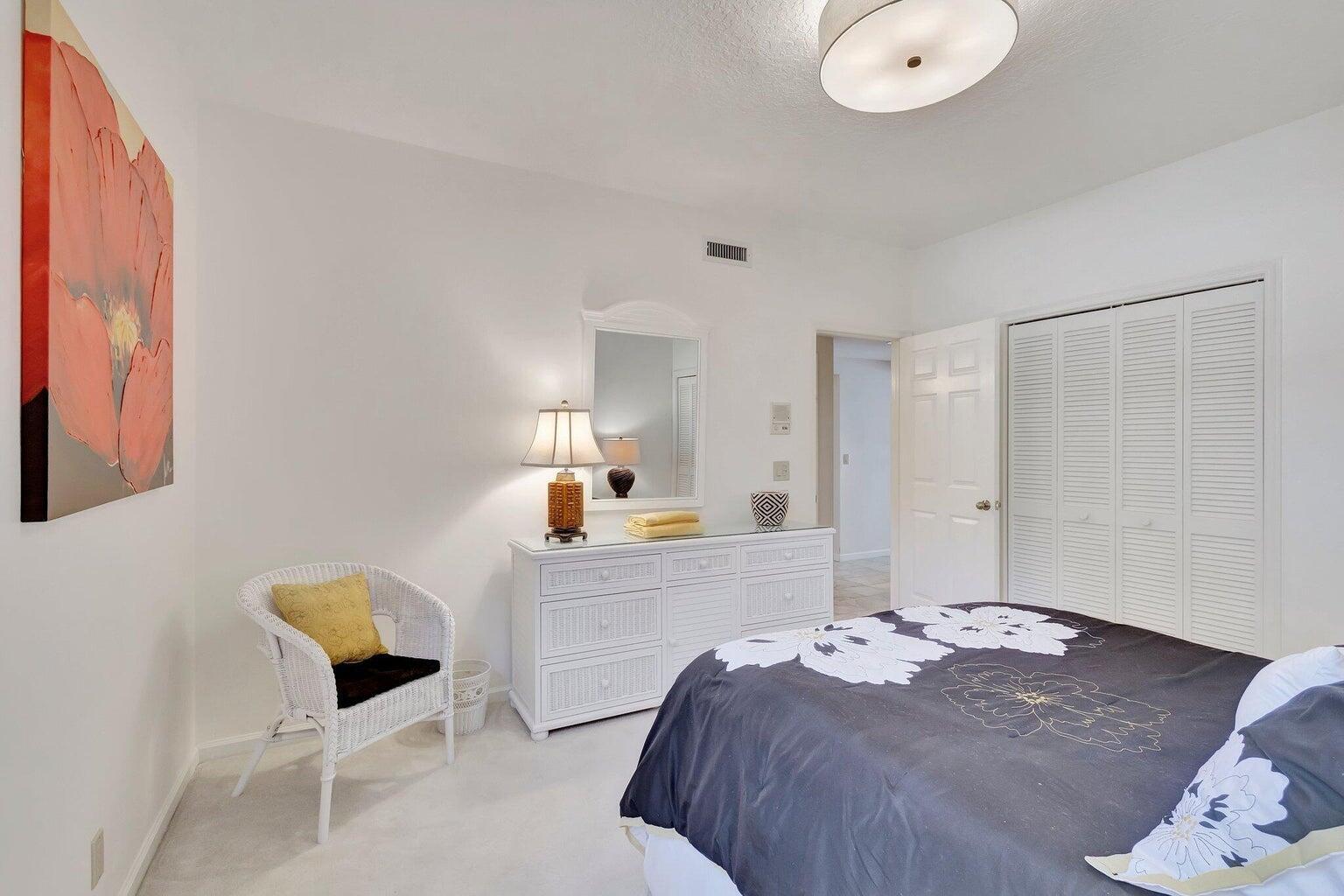 16050 W Bay Drive 151 Property Photo 17