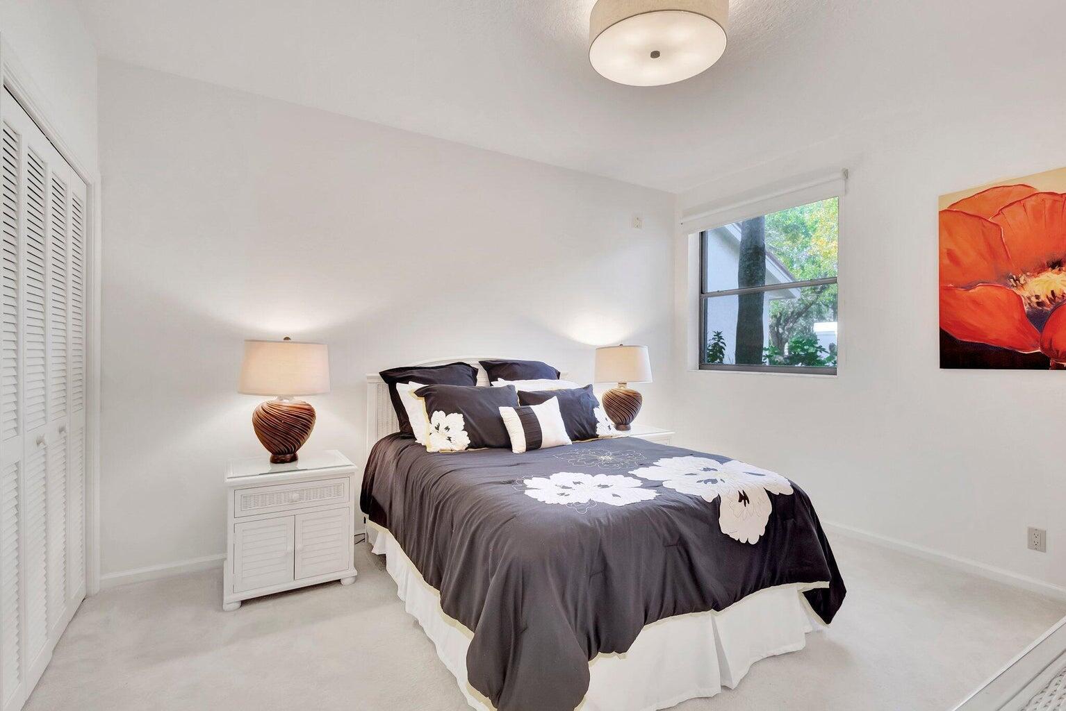 16050 W Bay Drive 151 Property Photo 18