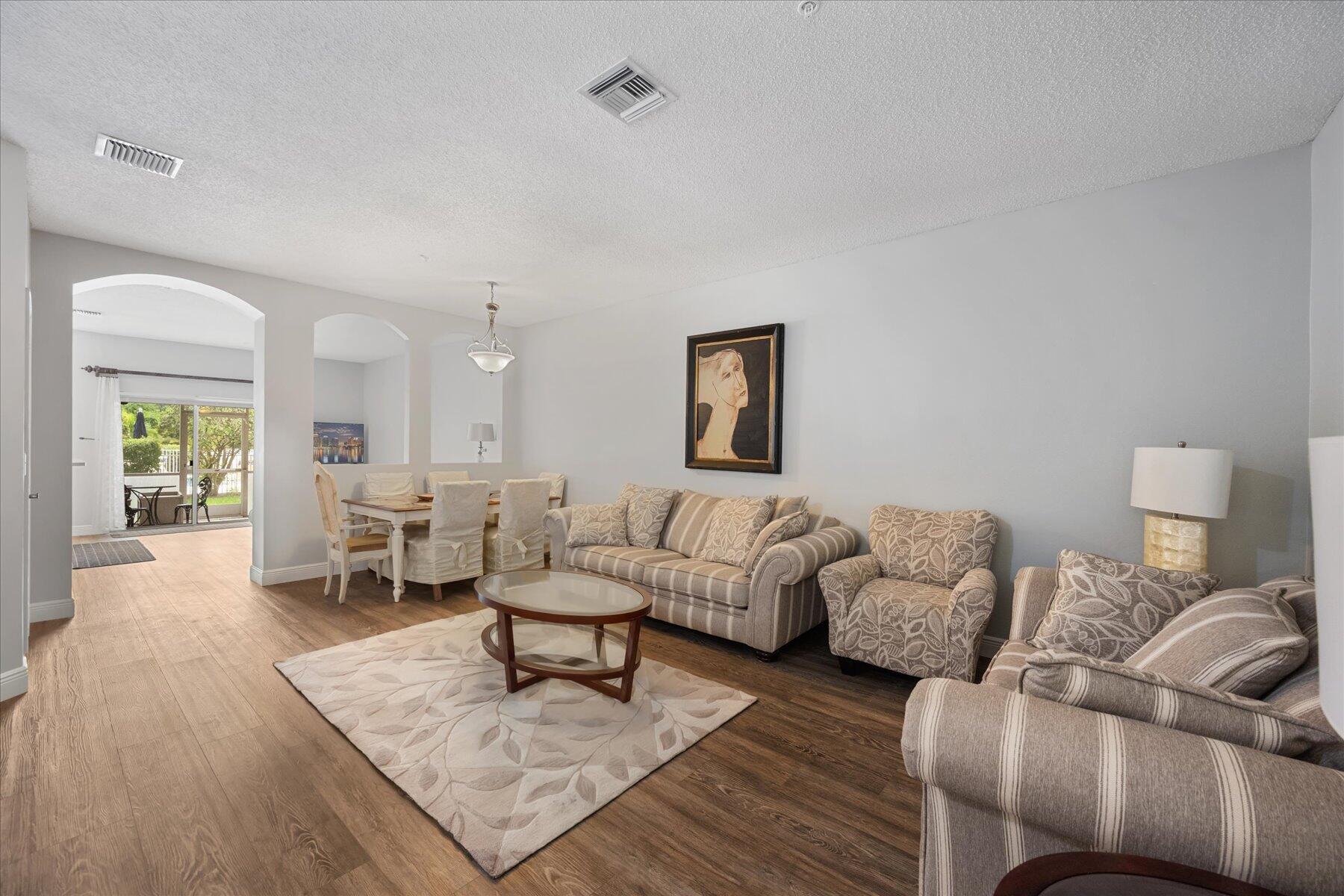 112 Lighthouse Circle G Property Photo 4