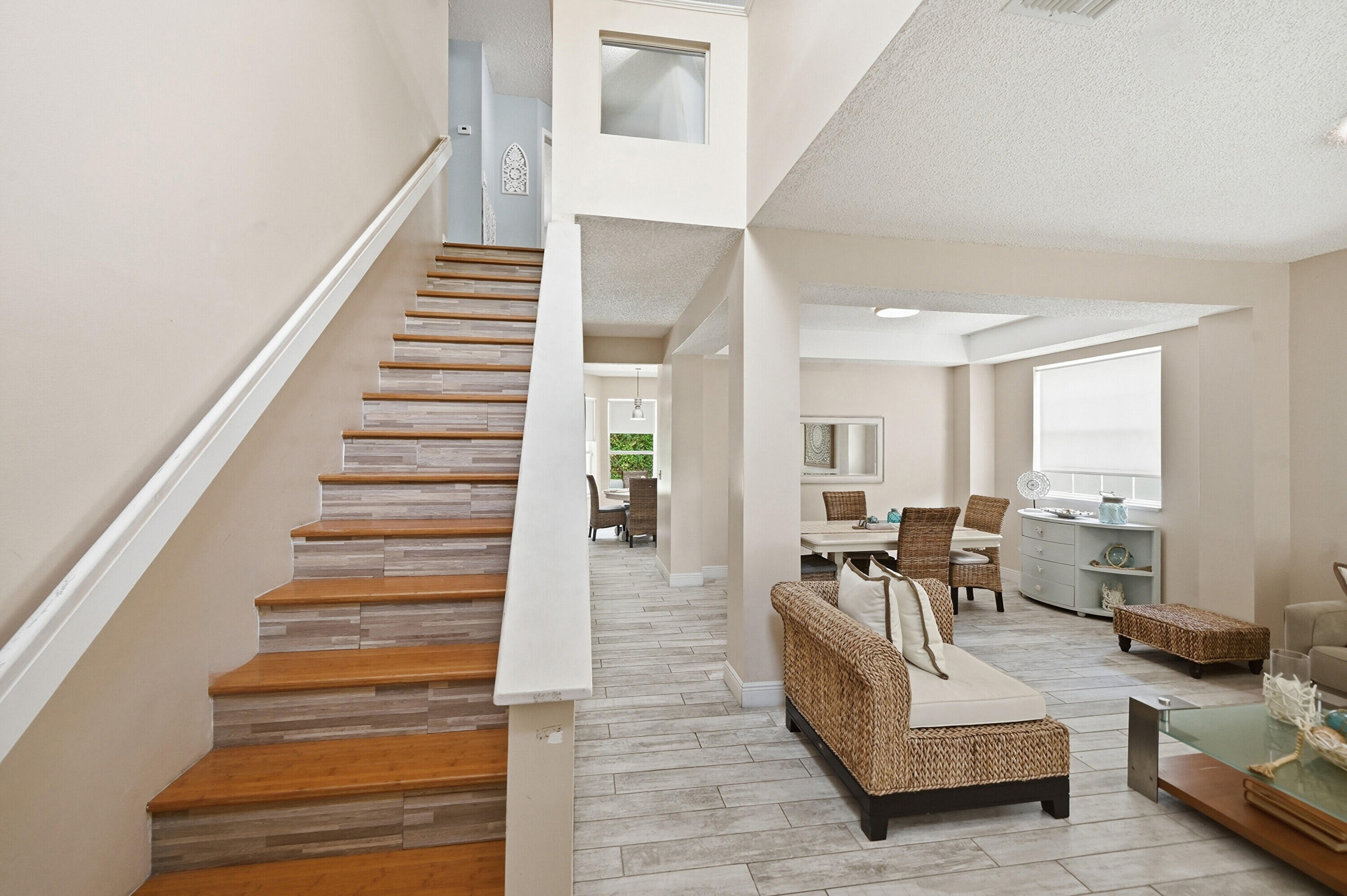 15073 Oak Chase Court Property Photo 2