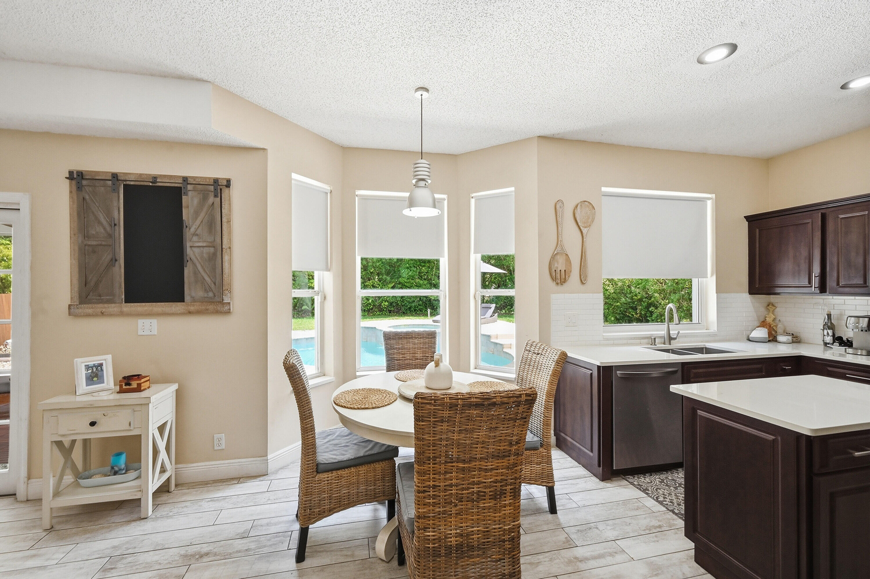 15073 Oak Chase Court Property Photo 8