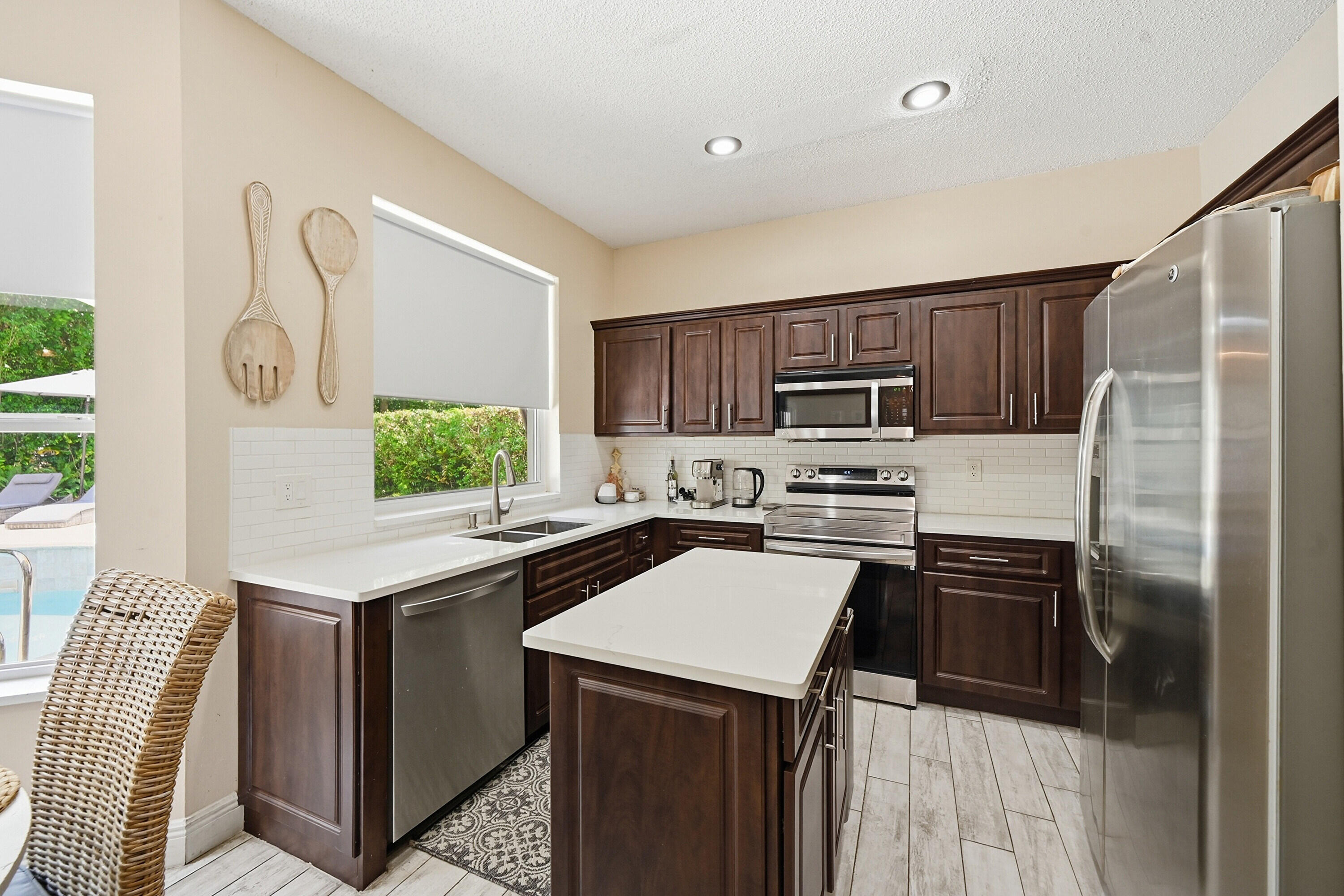 15073 Oak Chase Court Property Photo 9