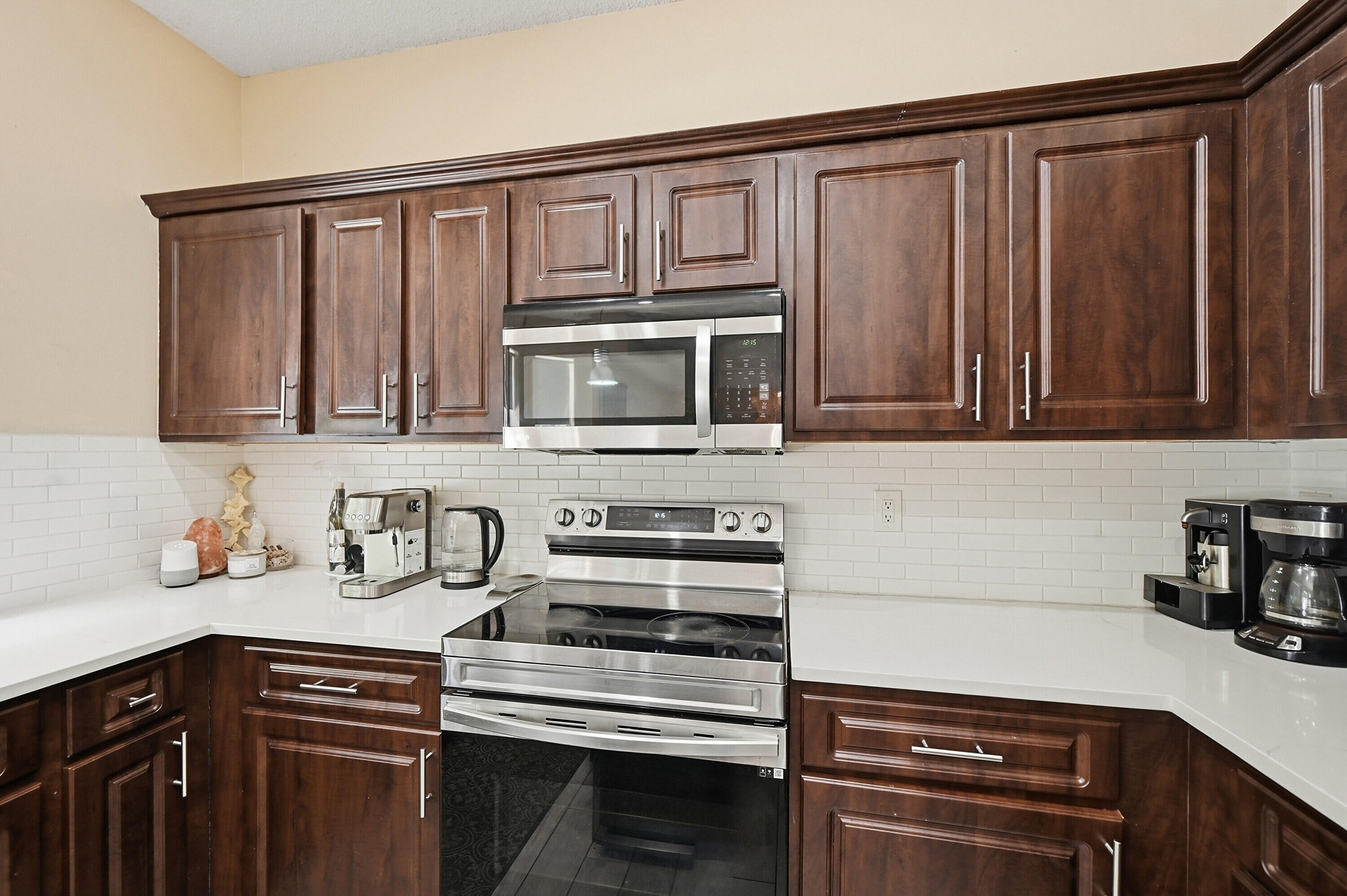15073 Oak Chase Court Property Photo 10