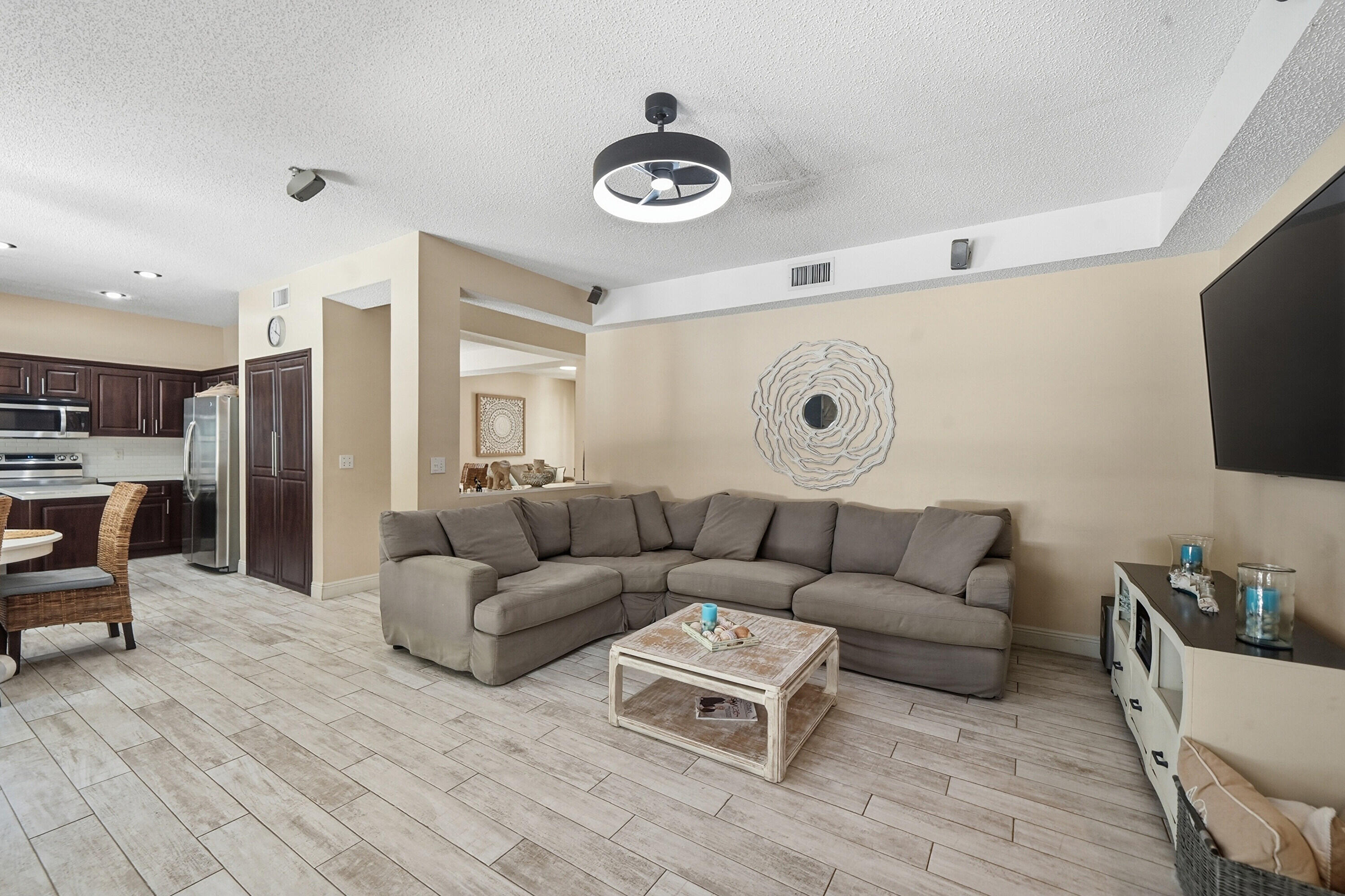 15073 Oak Chase Court Property Photo 14