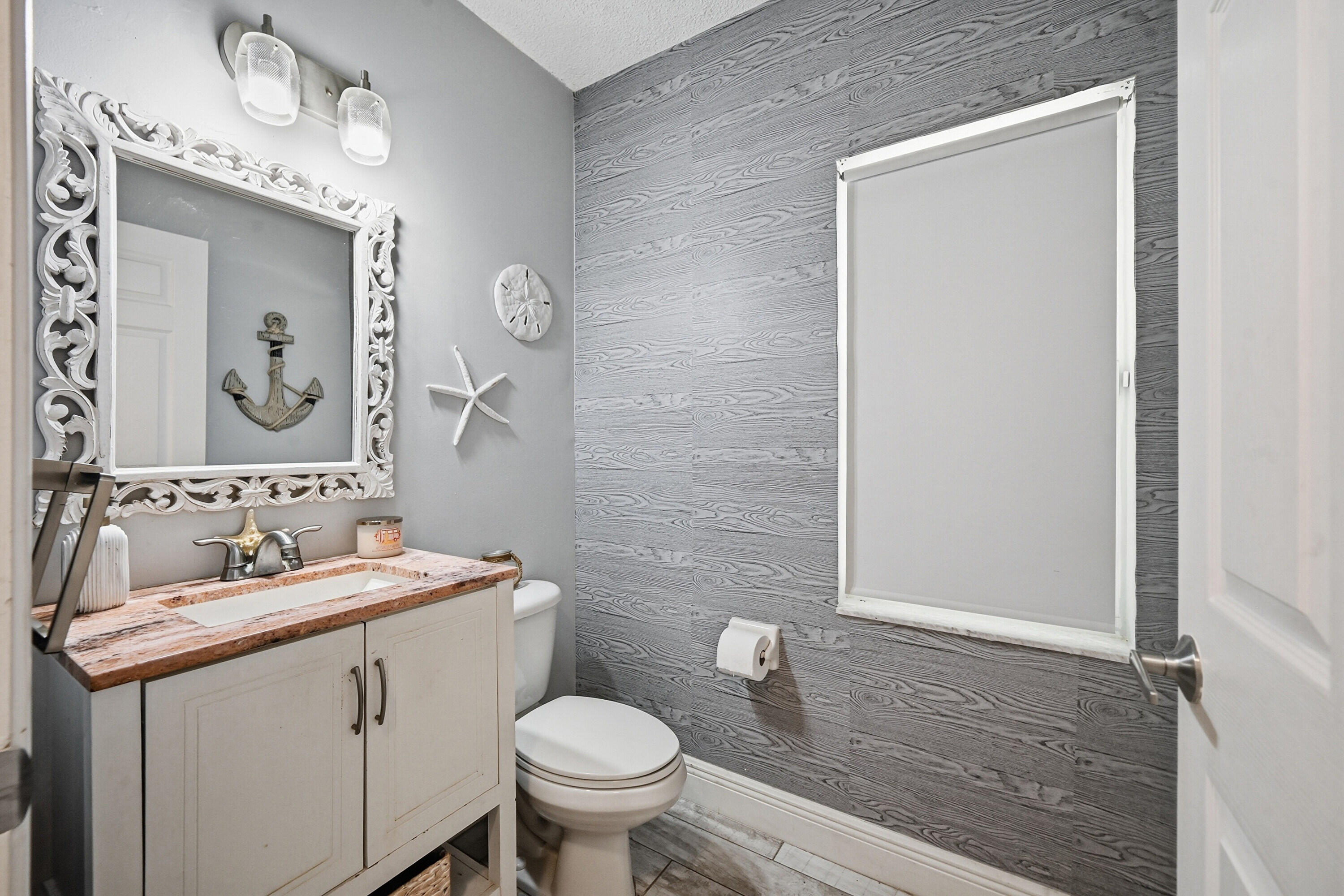 15073 Oak Chase Court Property Photo 16