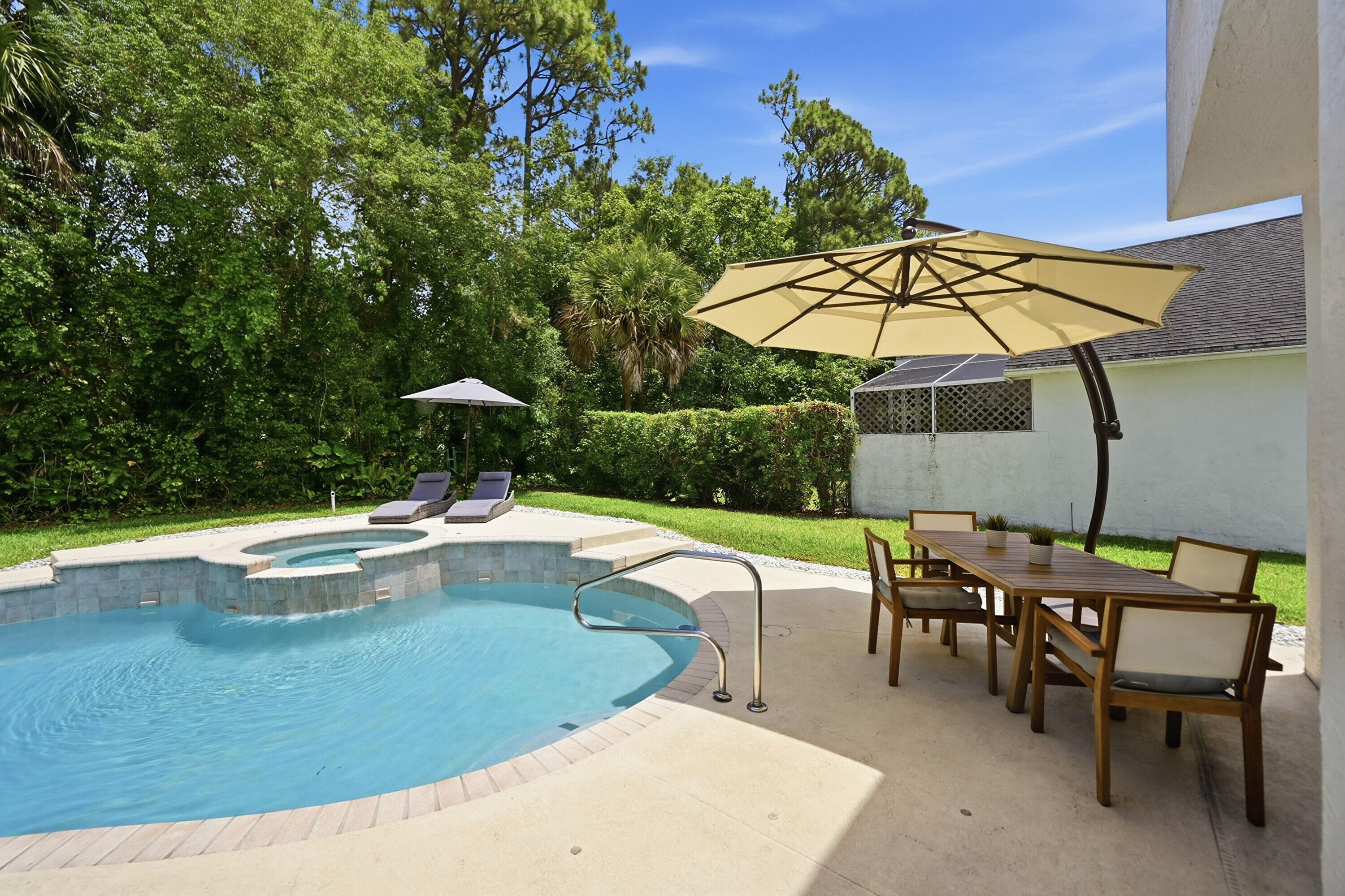 15073 Oak Chase Court Property Photo 19