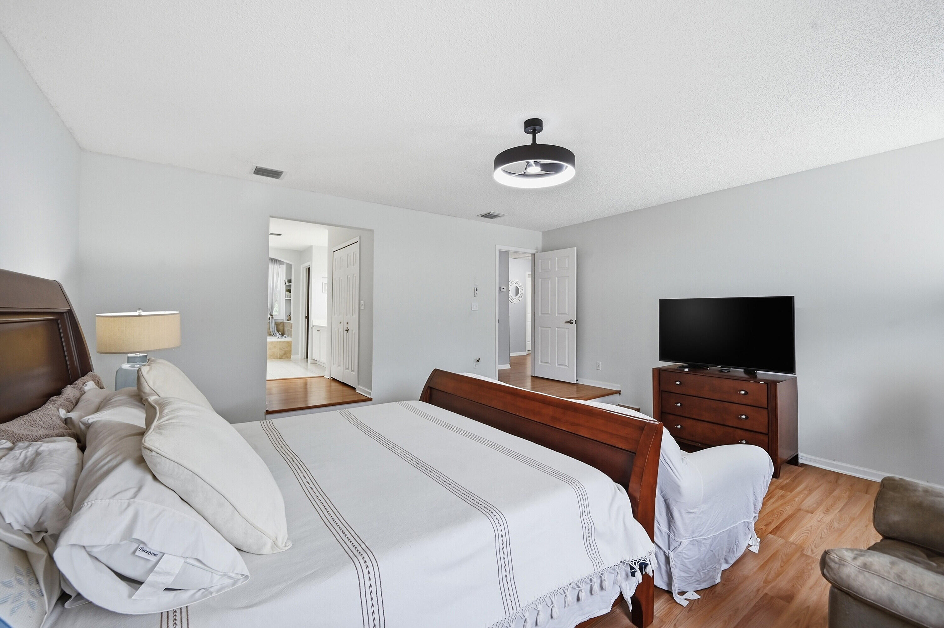 15073 Oak Chase Court Property Photo 28