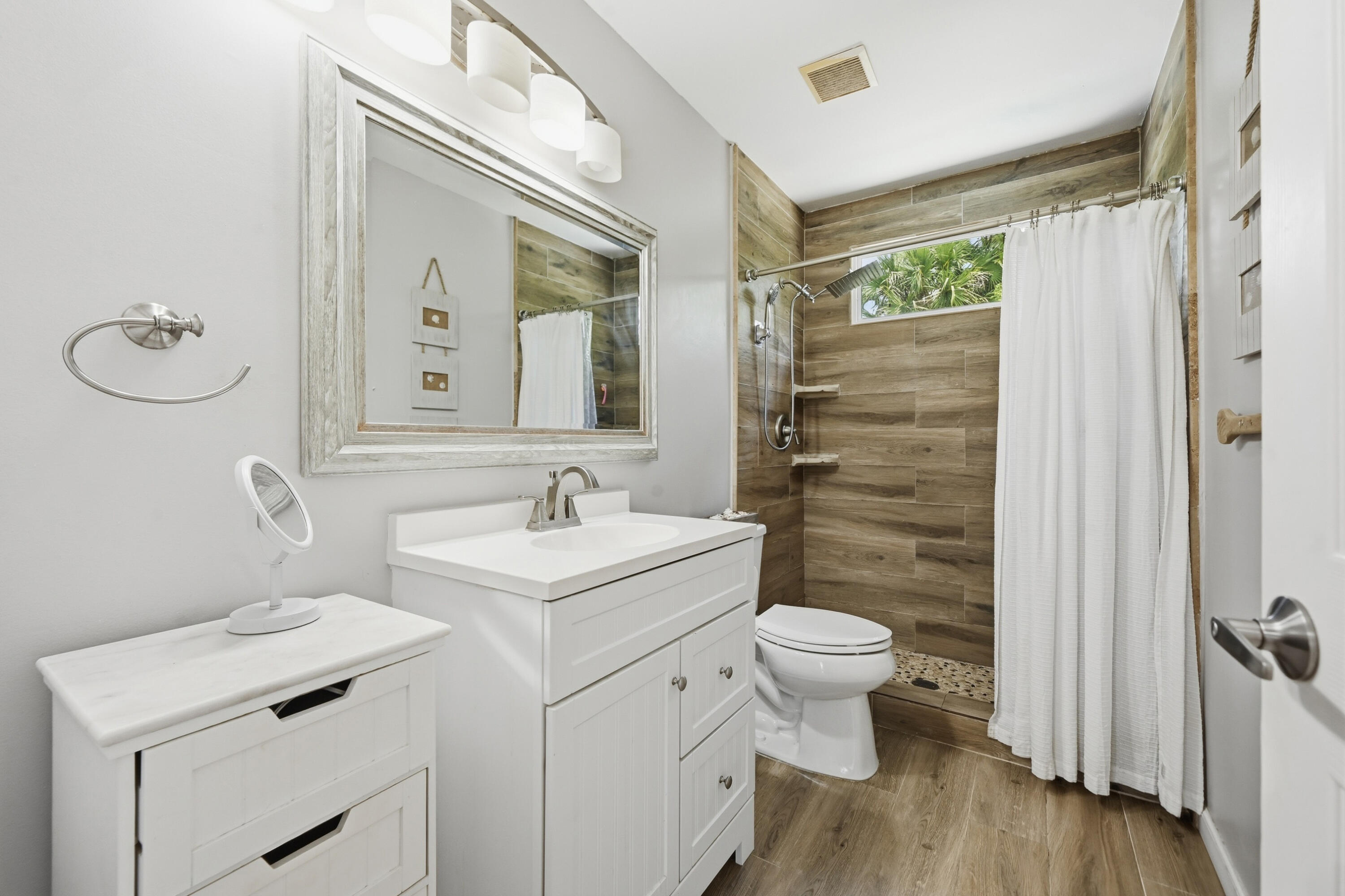 15073 Oak Chase Court Property Photo 36