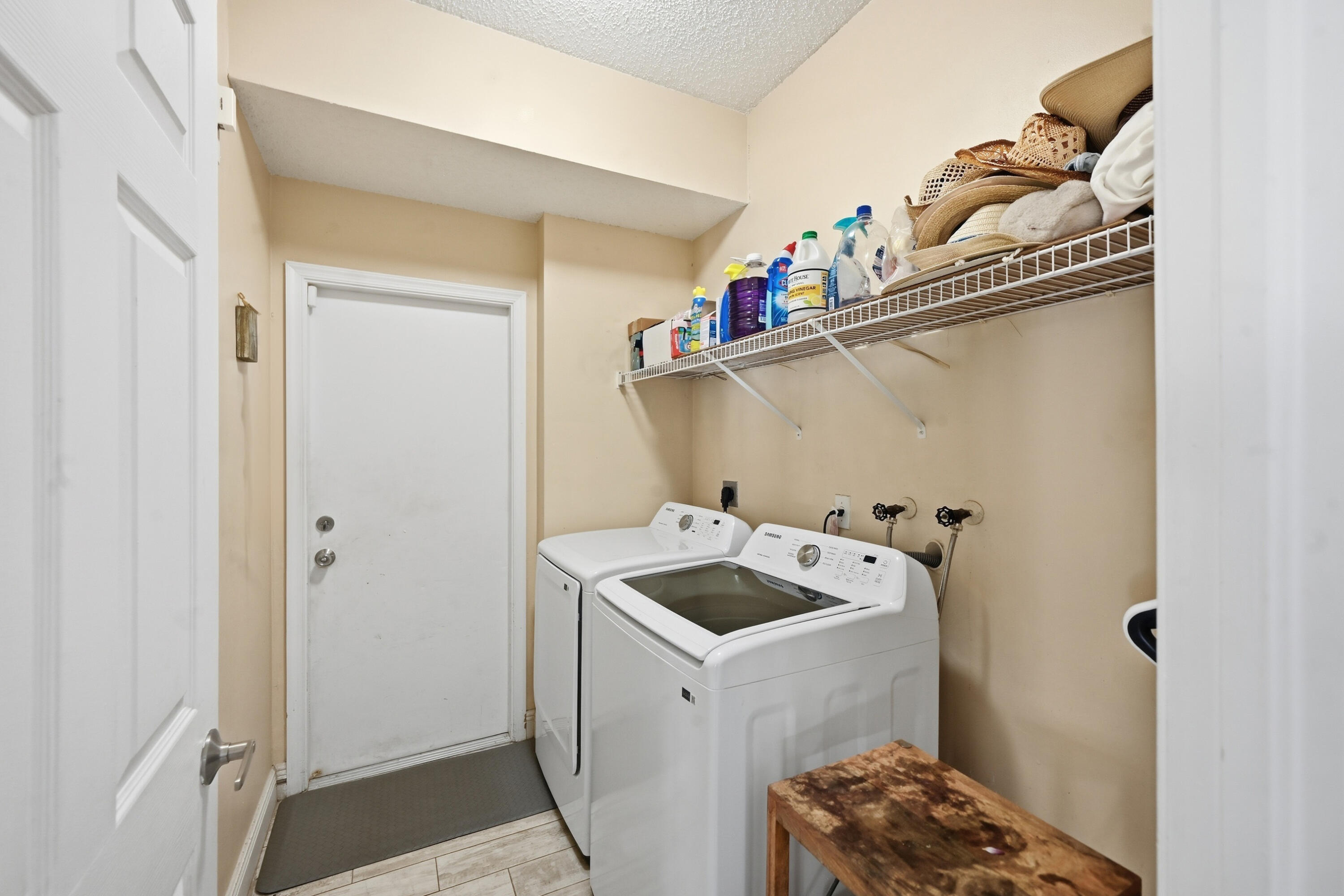 15073 Oak Chase Court Property Photo 43