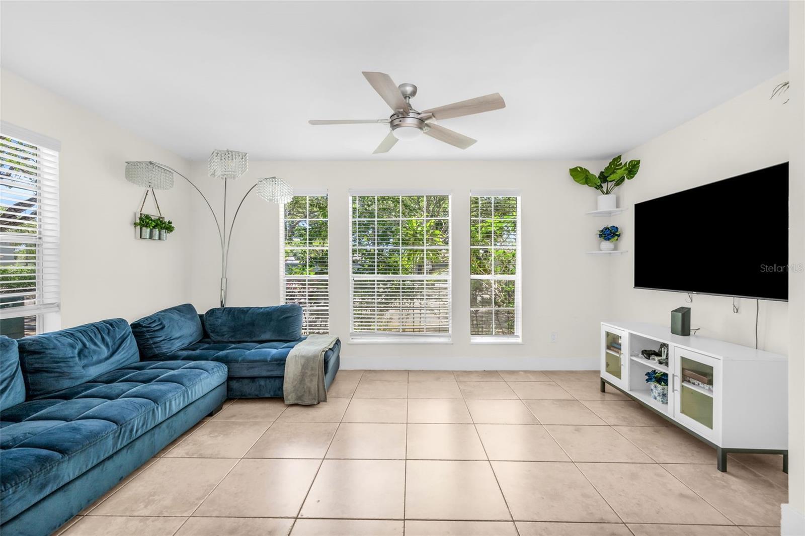 1275 Crystal Way G Property Photo 3