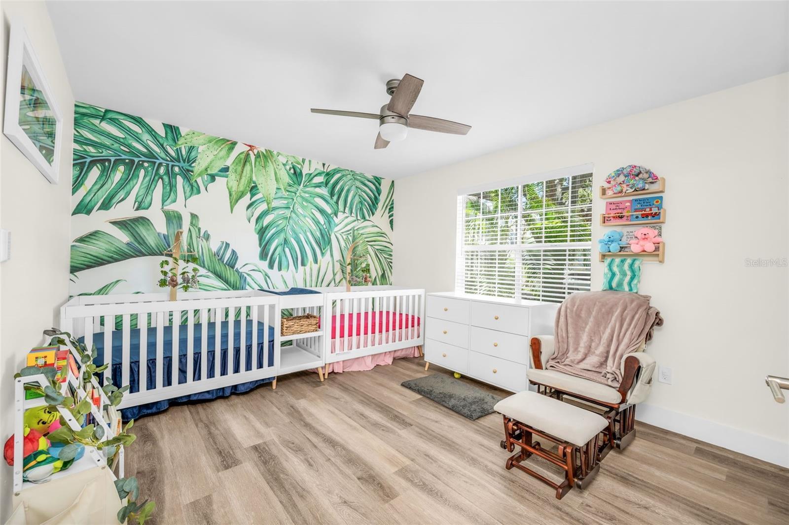 1275 Crystal Way G Property Photo 10