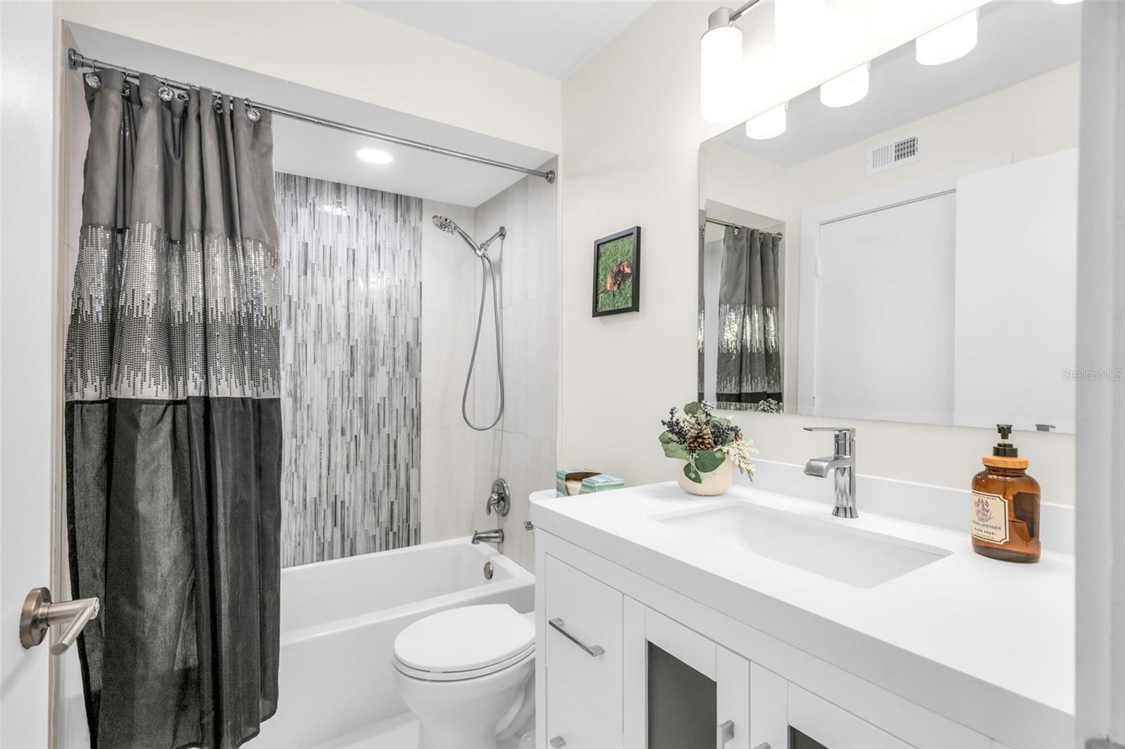 1275 Crystal Way G Property Photo 12