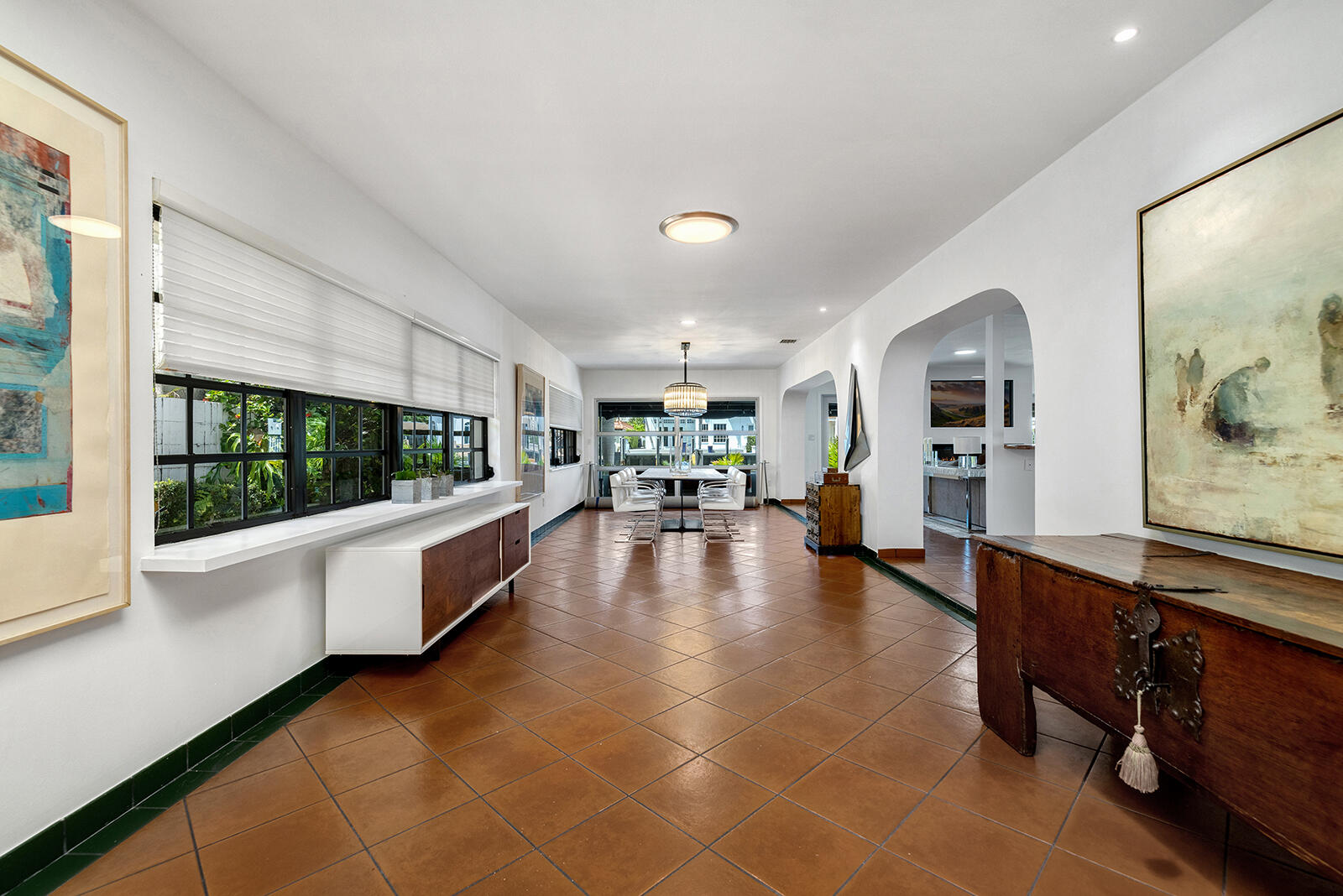 325 Coconut Isle Drive Property Photo 10