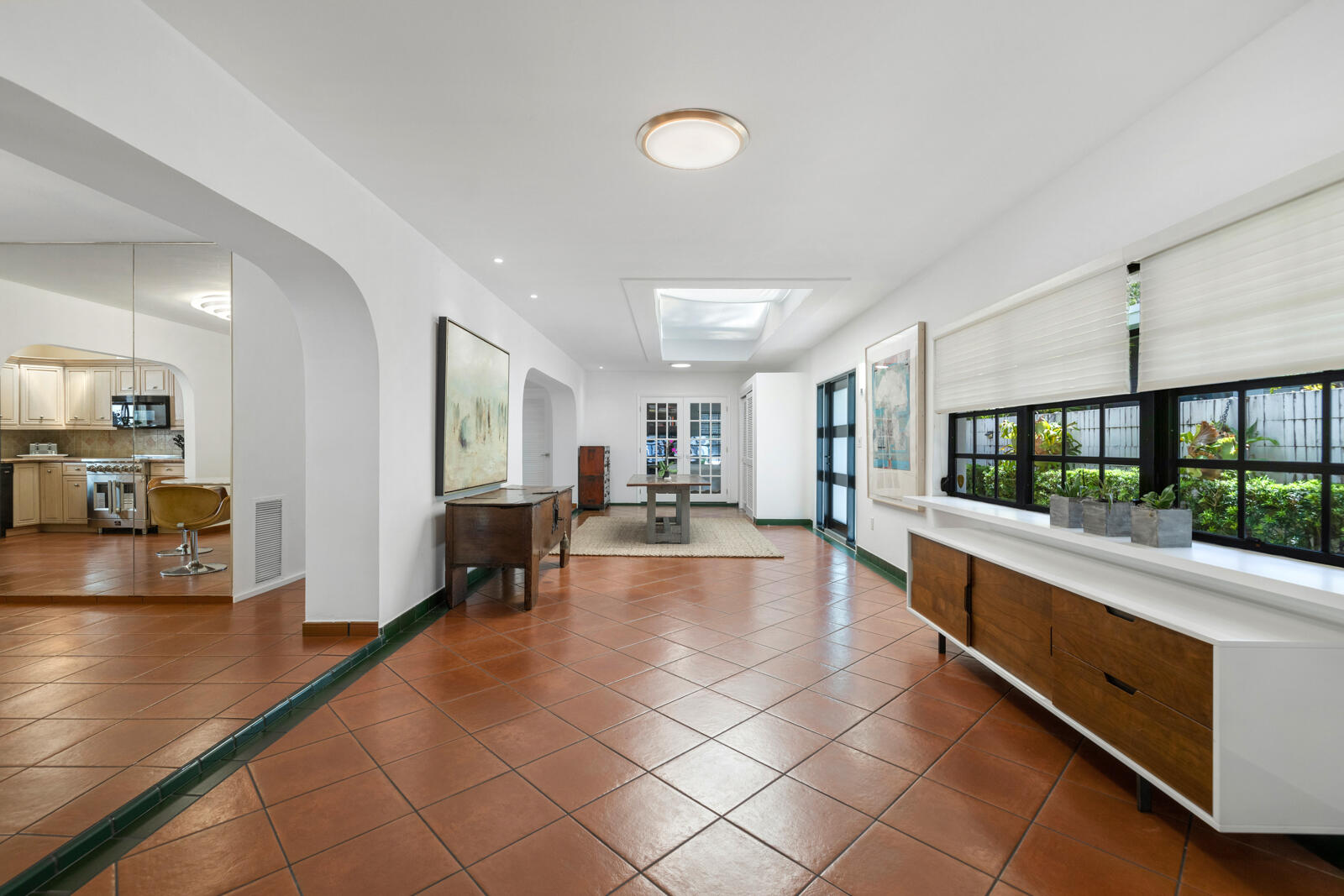 325 Coconut Isle Drive Property Photo 13