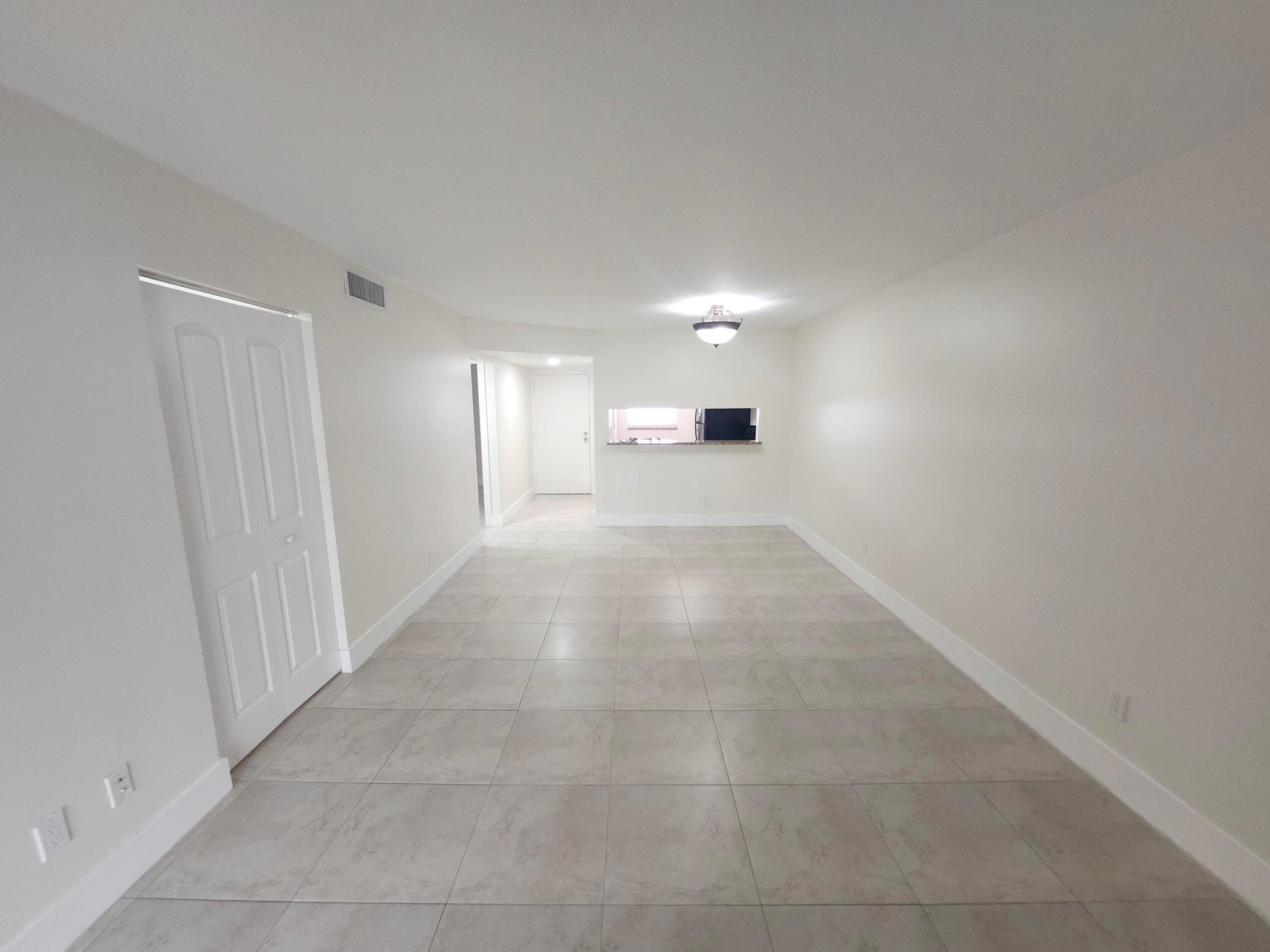 3470 Foxcroft Road 207 Property Photo 5