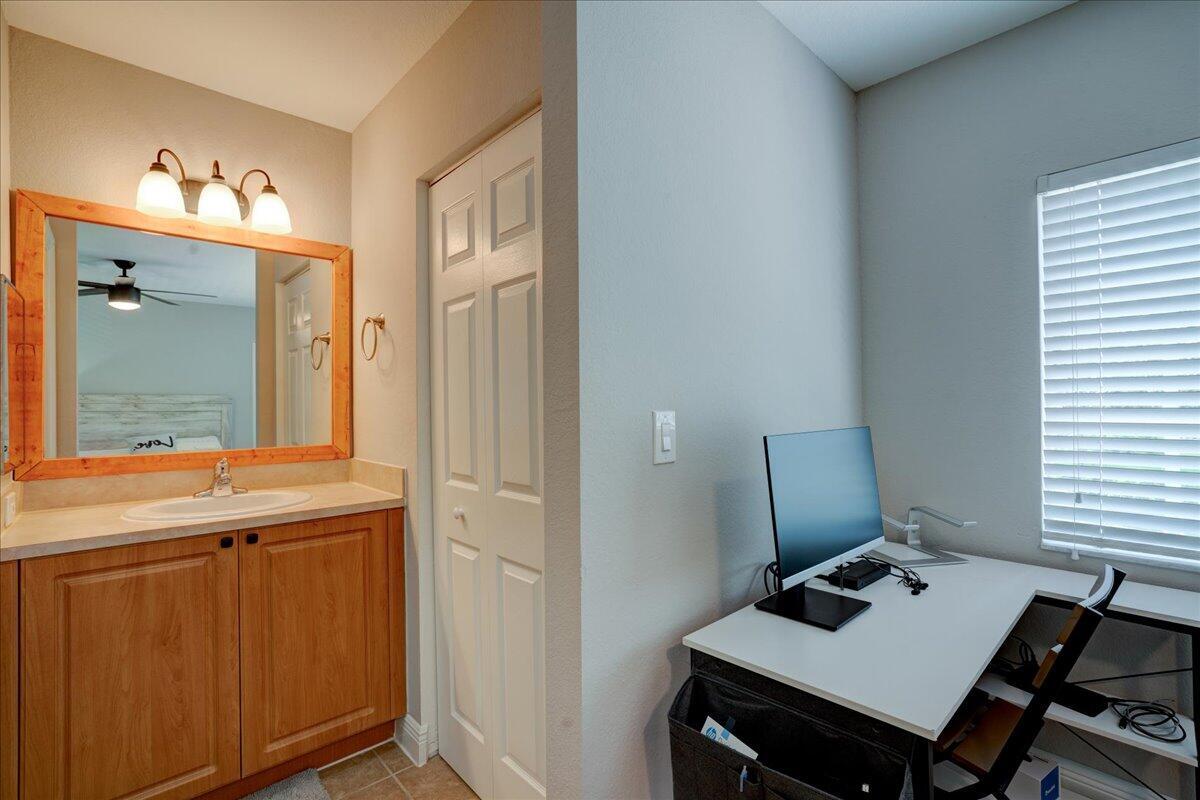 6633 Old Farm Trail Property Photo 17