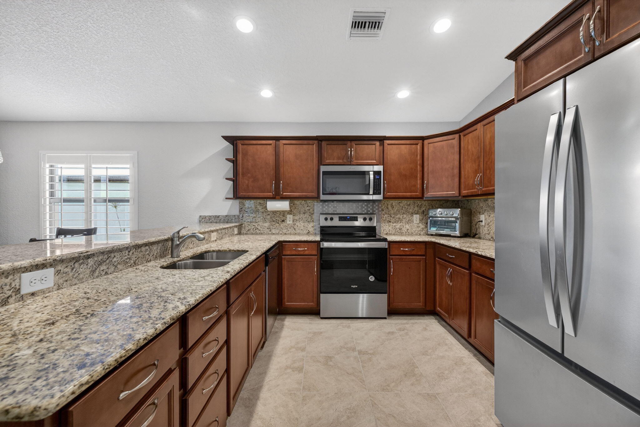 6456 Alemendra Street Property Photo 5