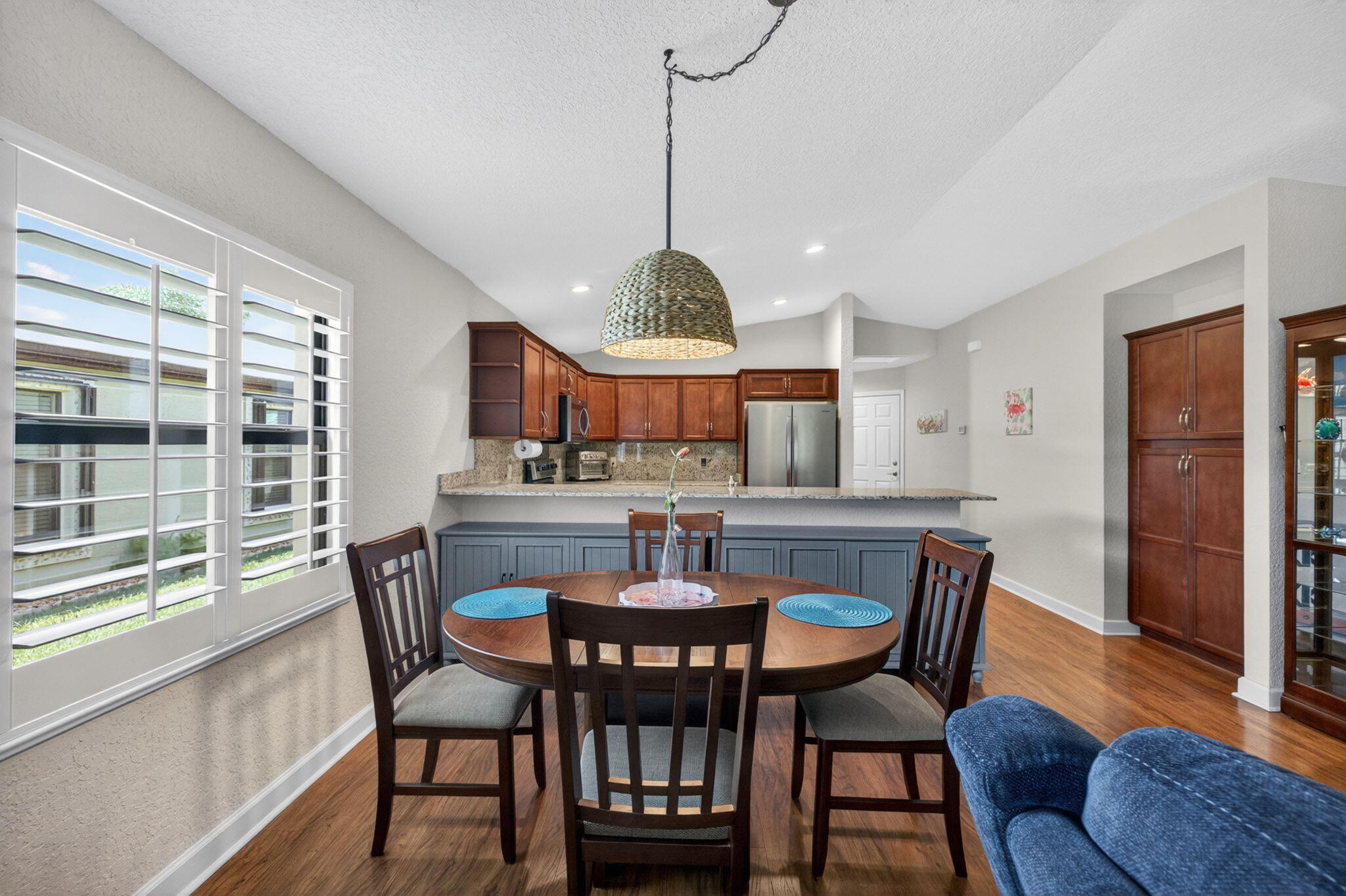 6456 Alemendra Street Property Photo 7