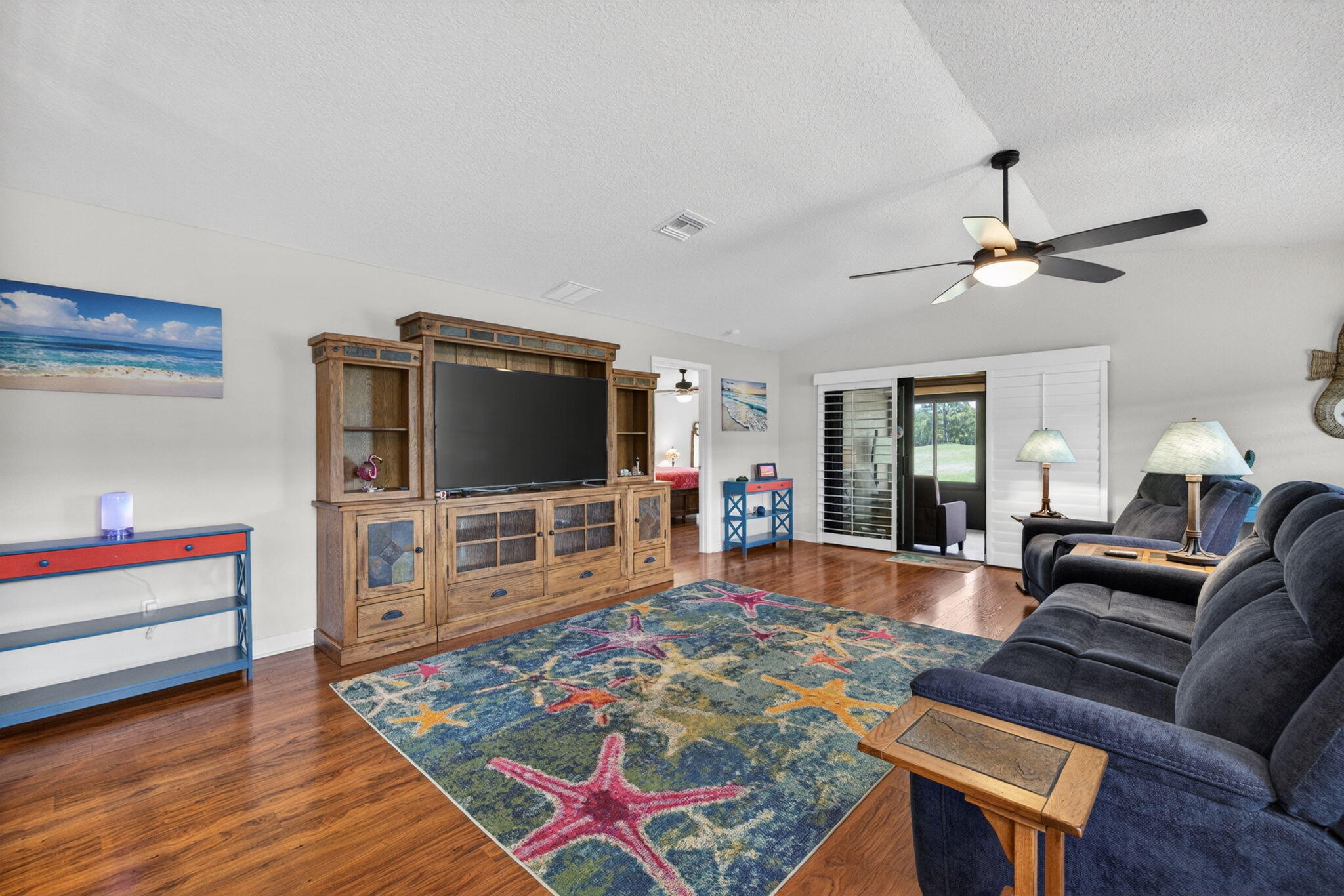 6456 Alemendra Street Property Photo 10