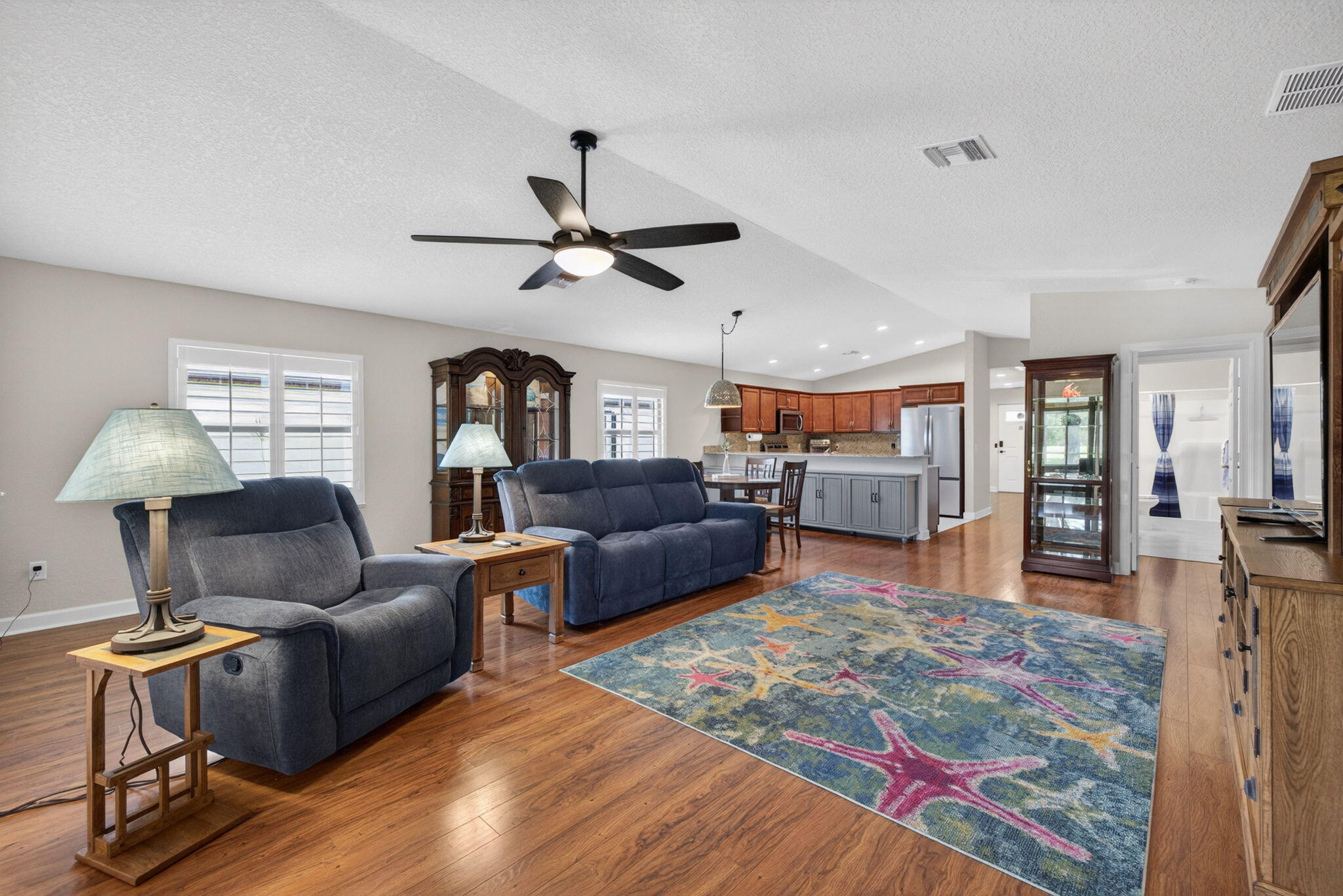 6456 Alemendra Street Property Photo 11