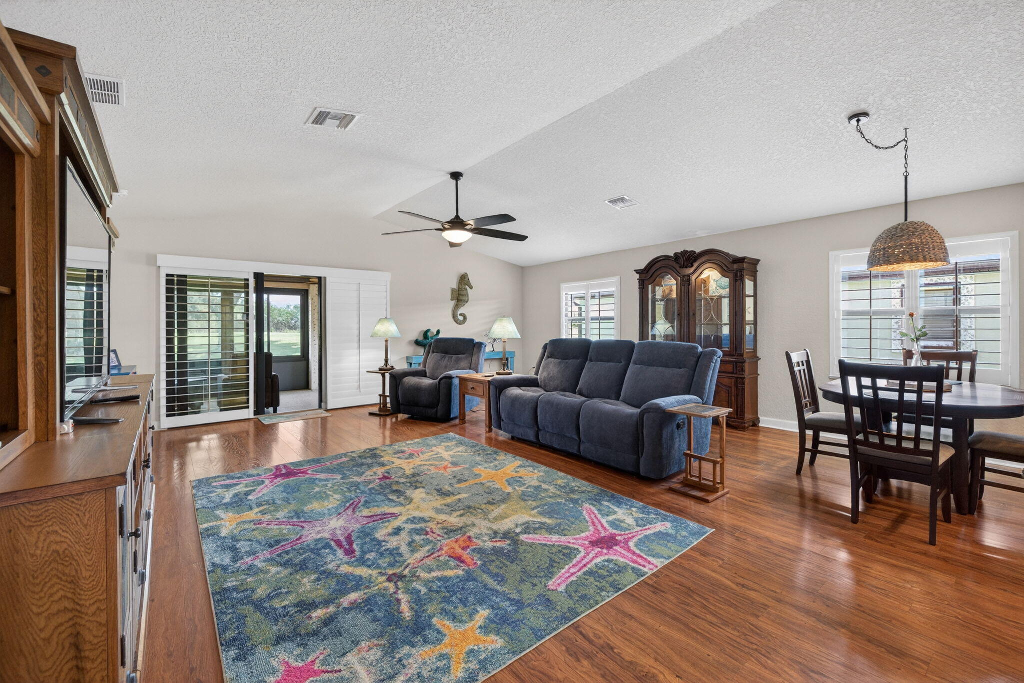 6456 Alemendra Street Property Photo 12