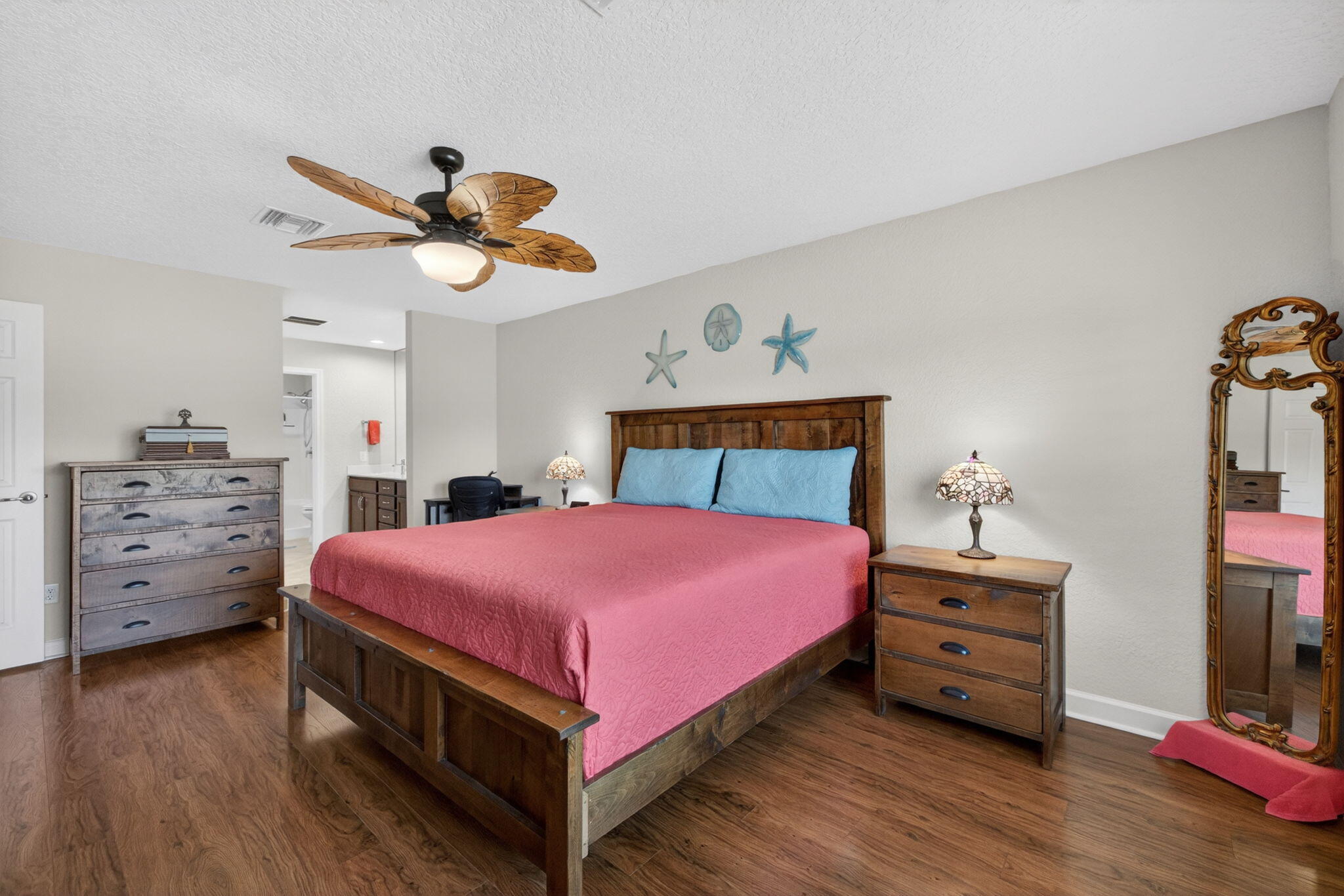 6456 Alemendra Street Property Photo 18