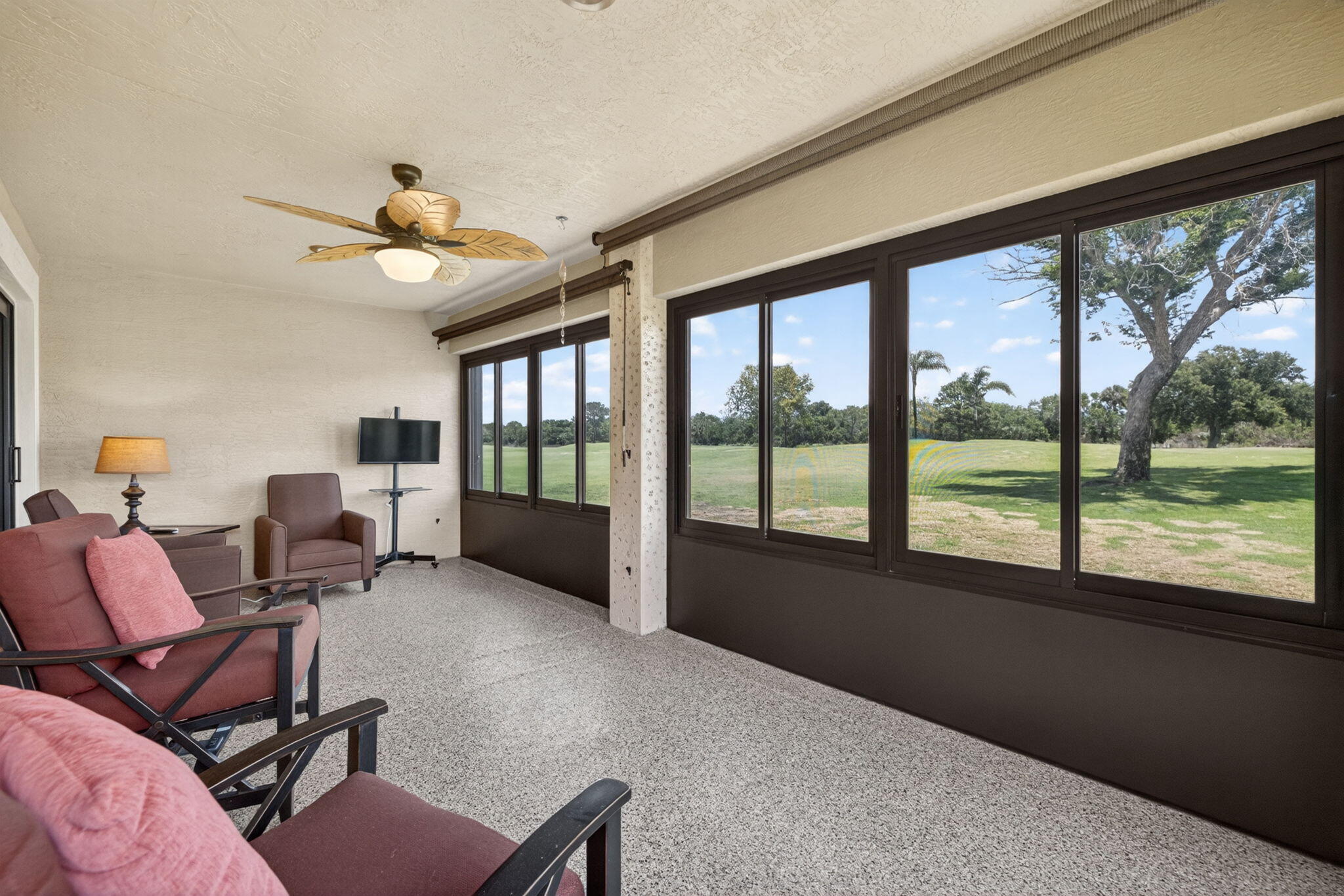 6456 Alemendra Street Property Photo 29