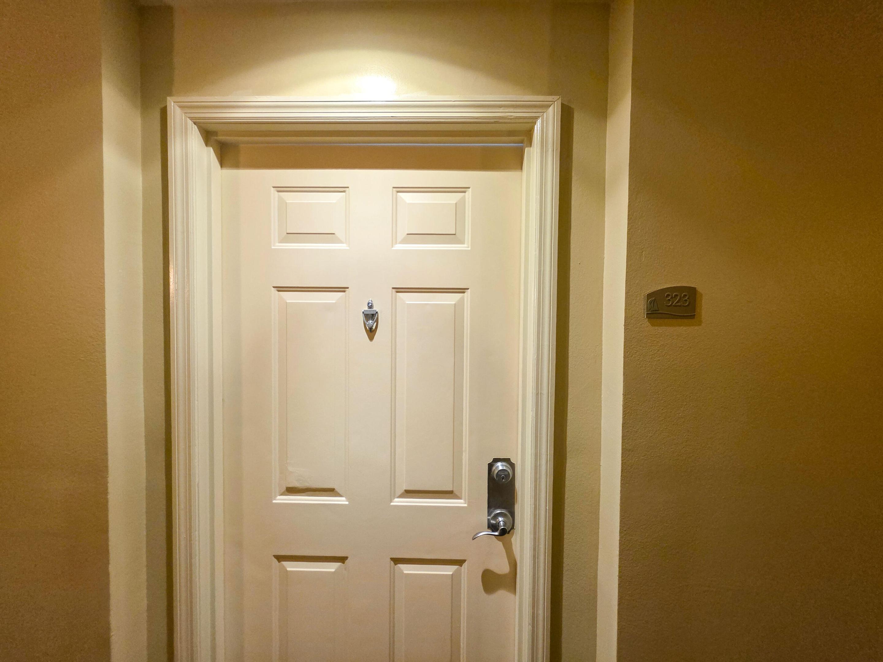 806 E Windward Way 323 Property Photo 31