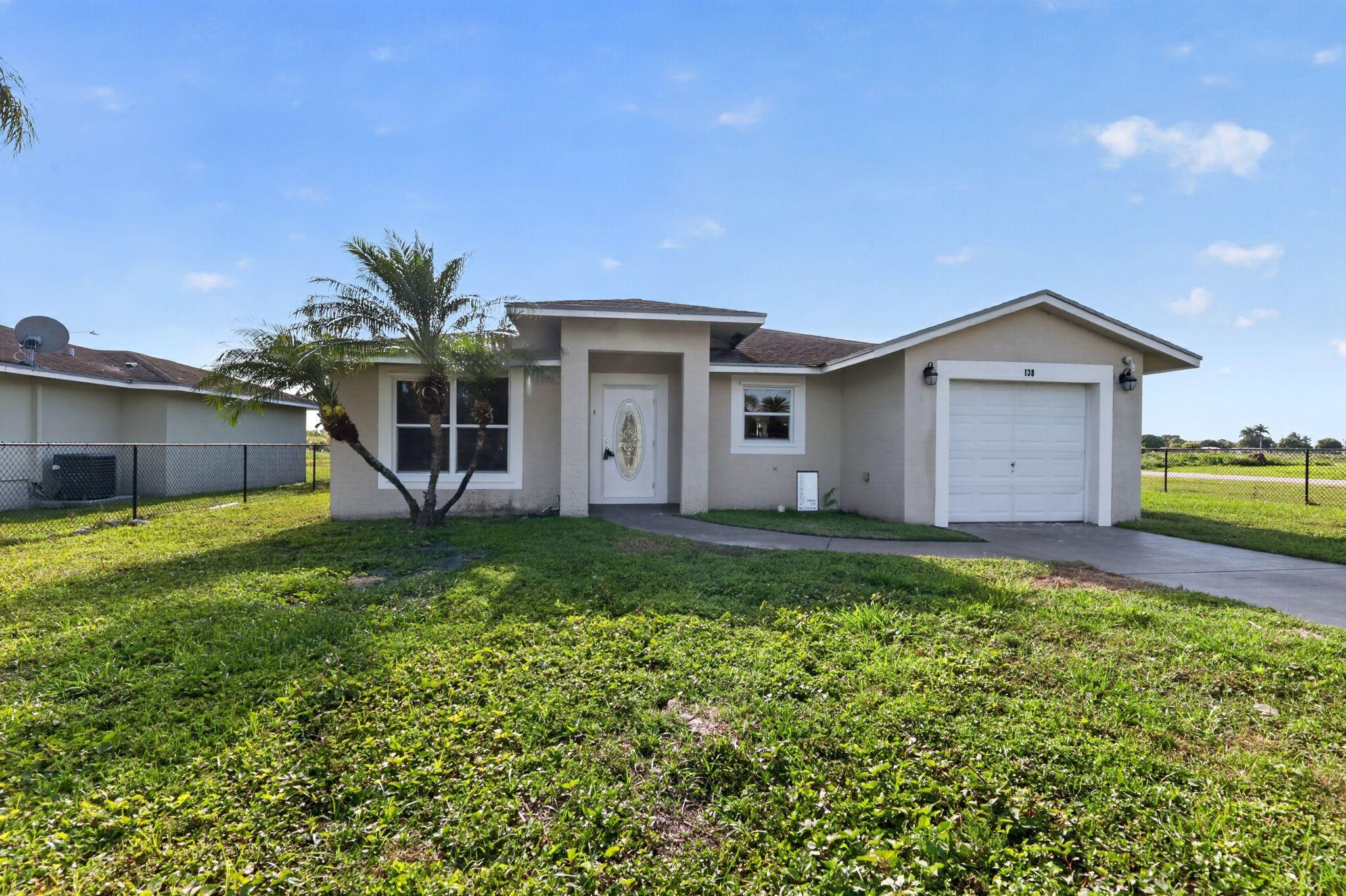 138 Dabou Loop Property Photo 1