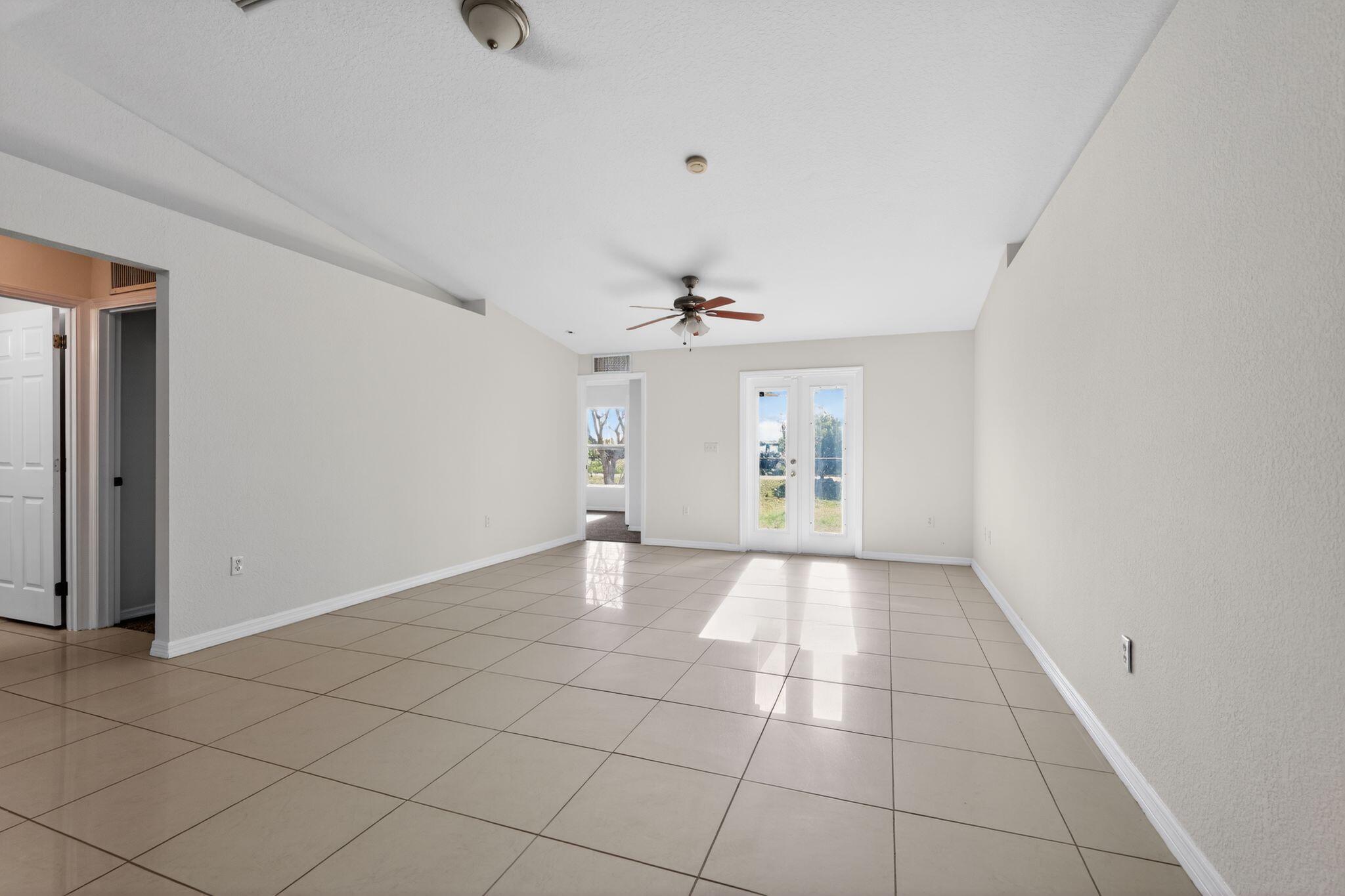 138 Dabou Loop Property Photo 5