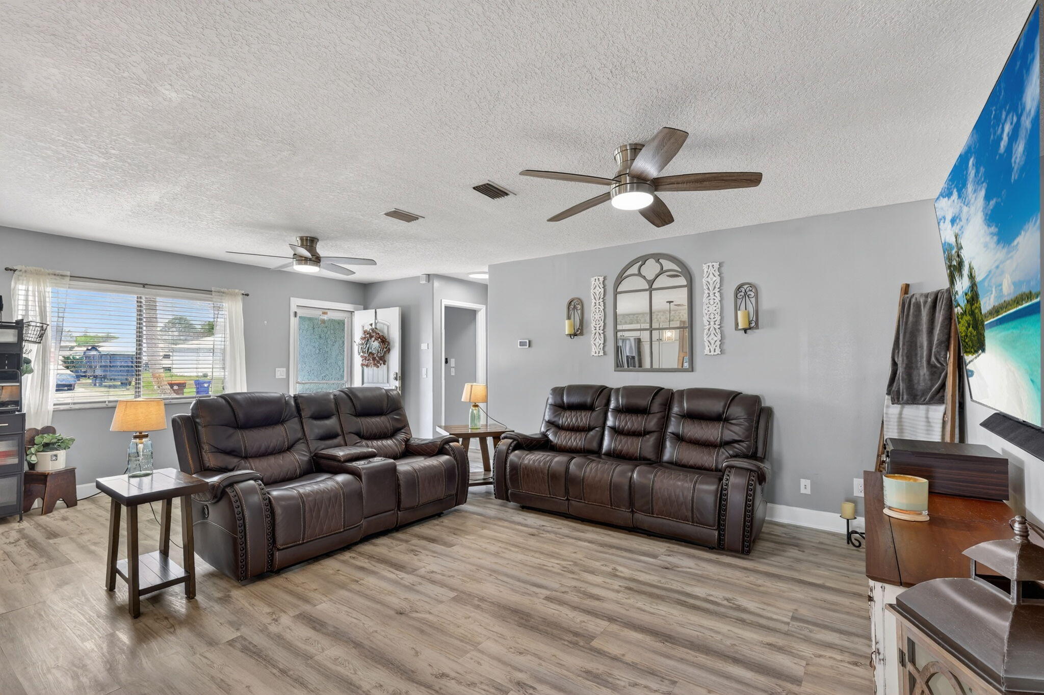 2026 7th Court Sw Property Photo 9