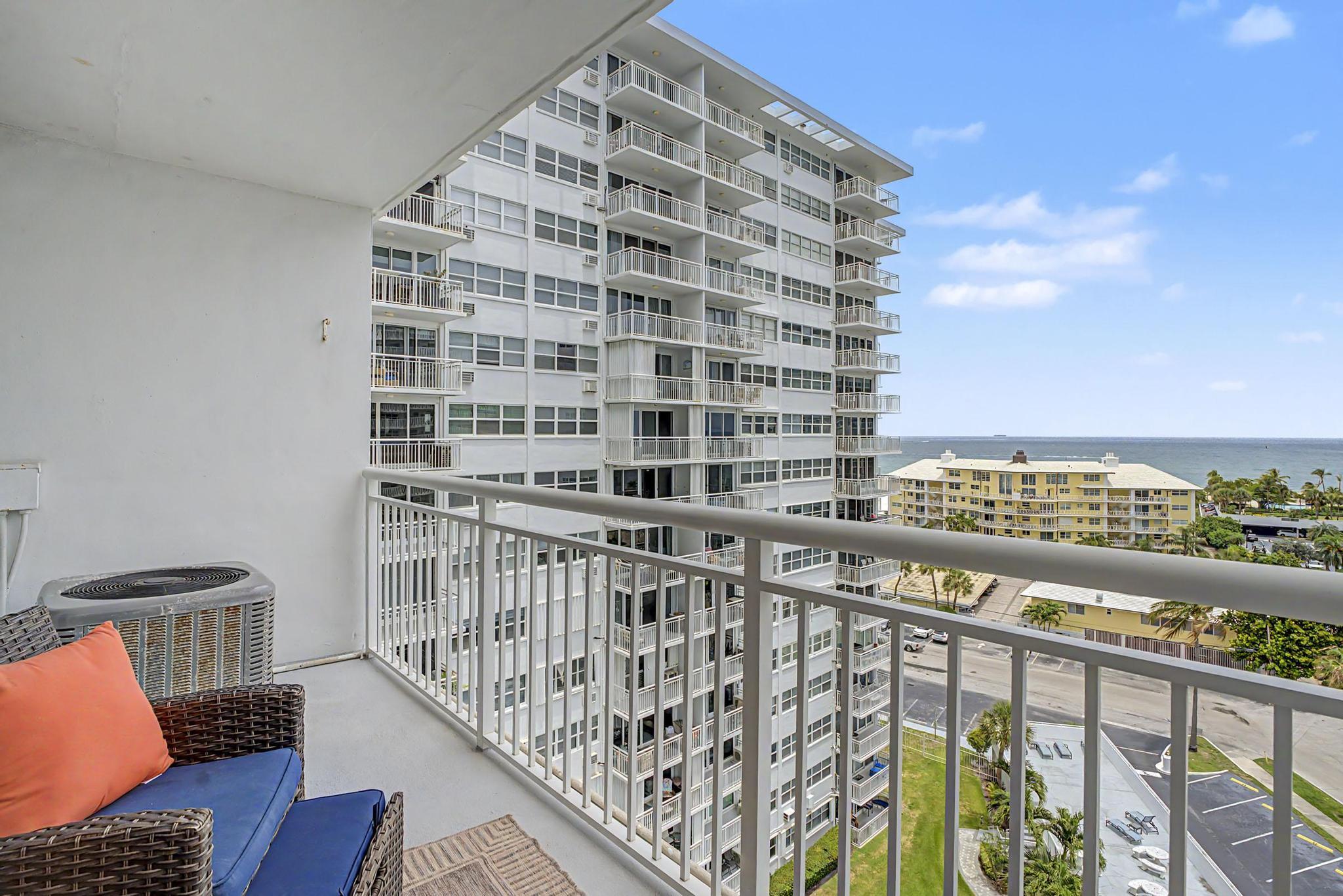 1920 S Ocean Drive 1009 Property Photo 2
