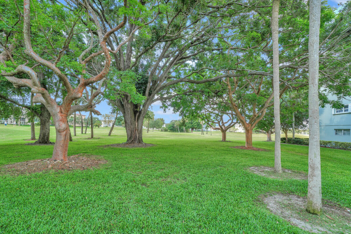 3005 Portofino Isle N2 Property Photo 2