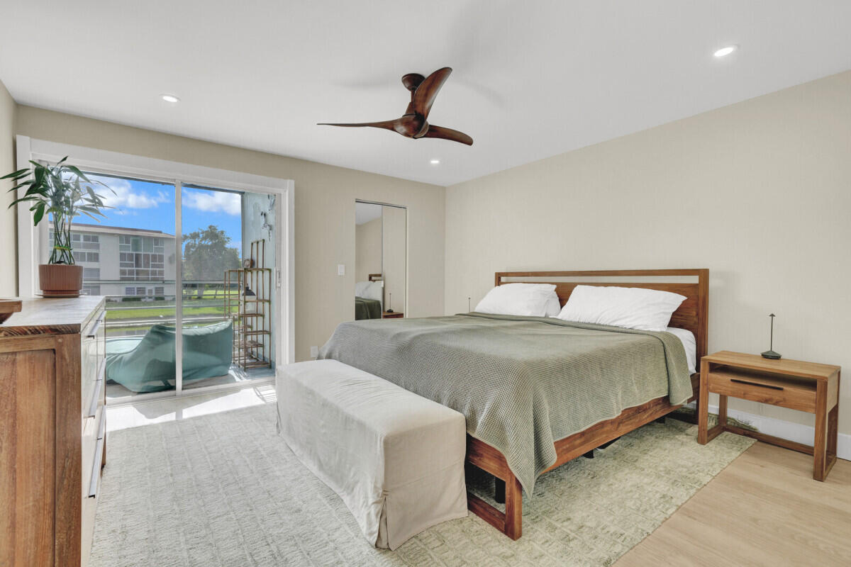 3005 Portofino Isle N2 Property Photo 17
