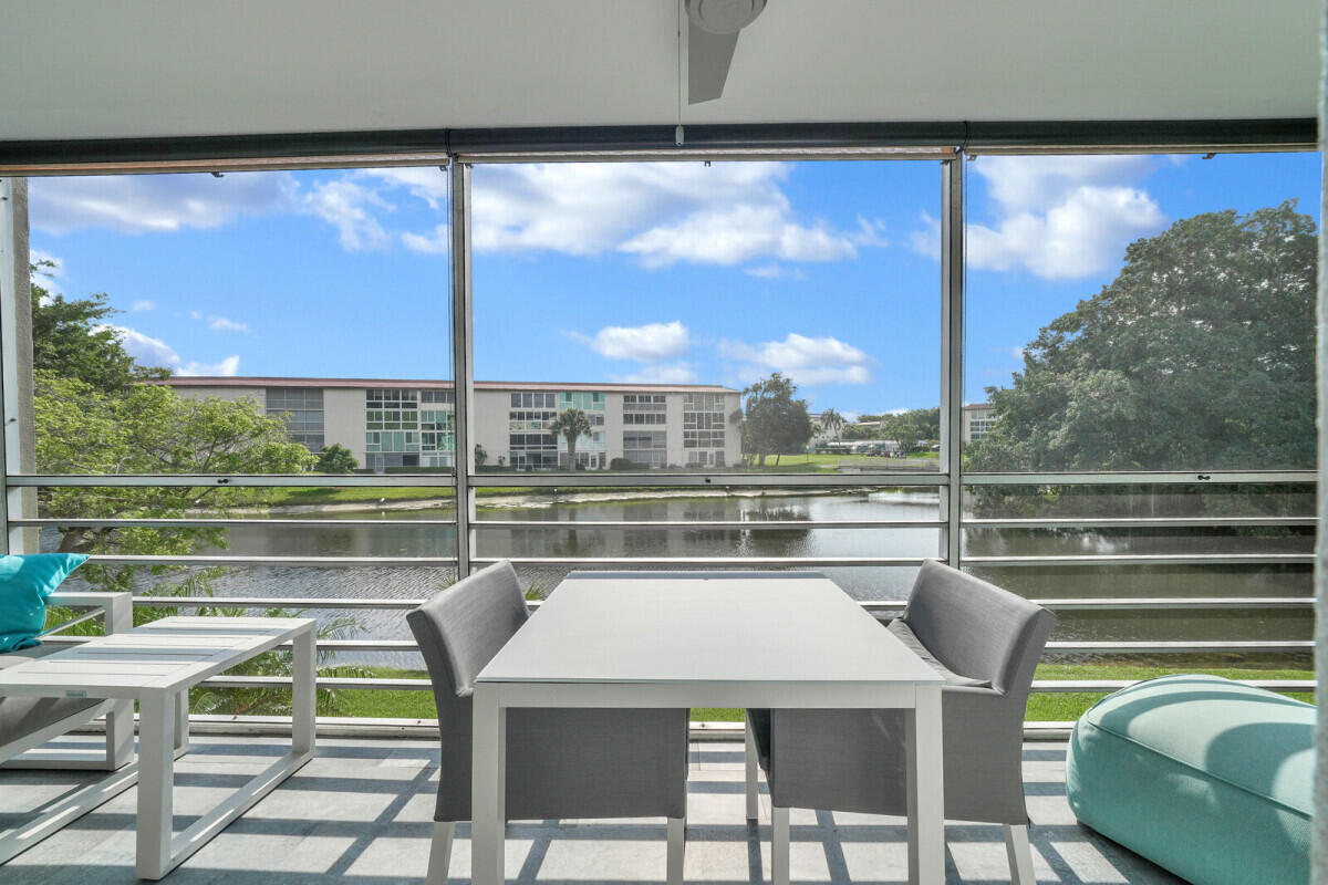 3005 Portofino Isle N2 Property Photo 24