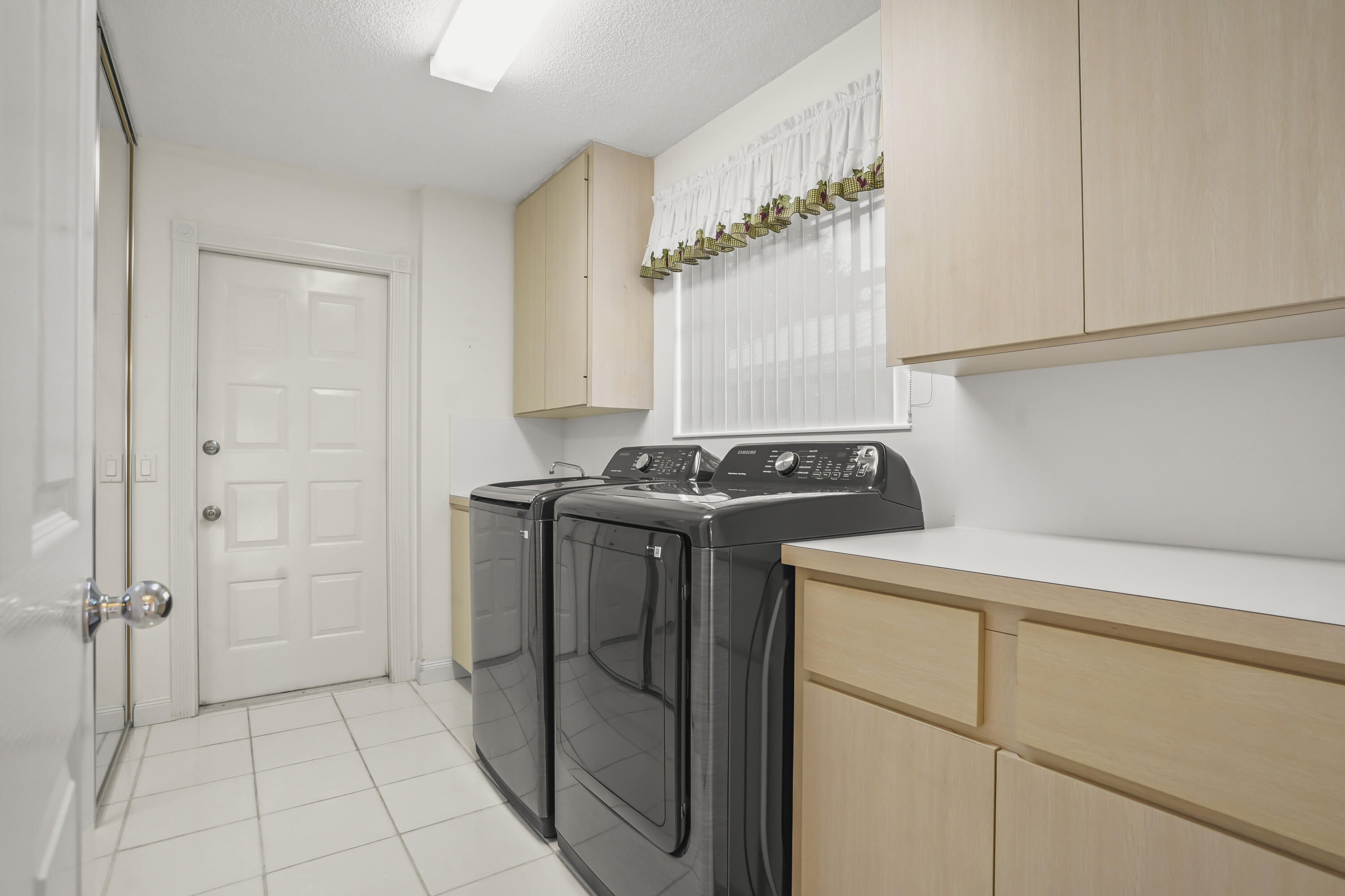 1772 Sw Waterfall Boulevard Property Photo 22