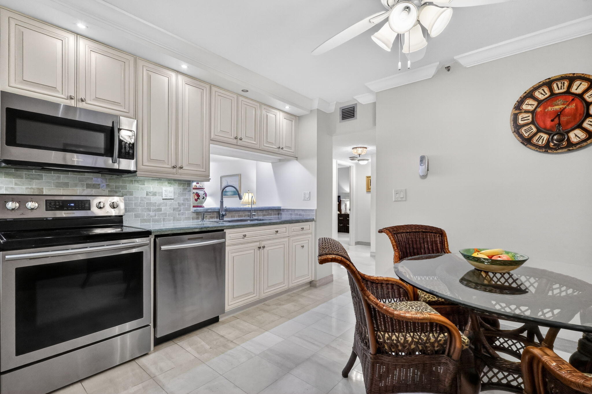 3420 S Ocean Boulevard 9r Property Photo 6