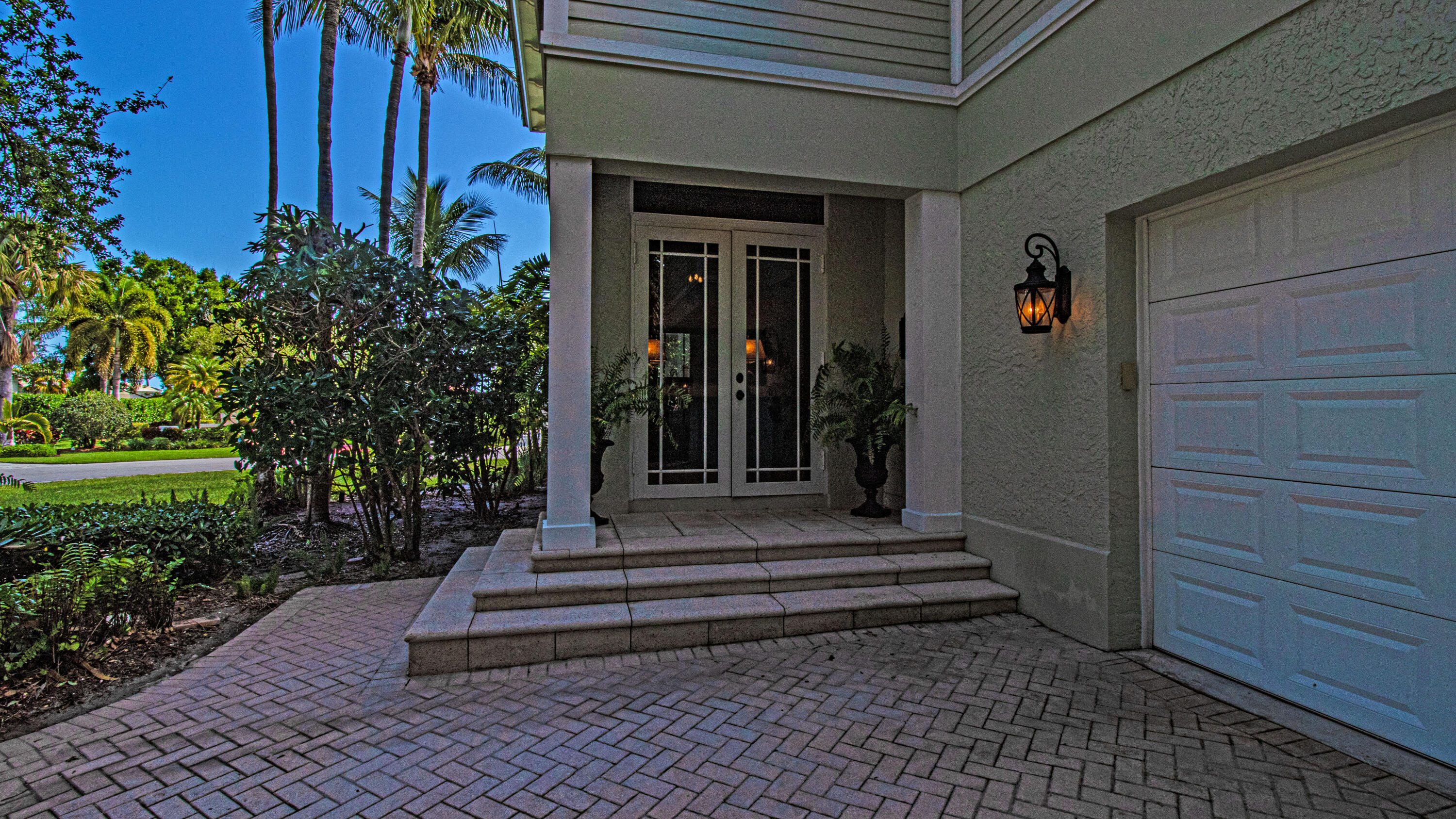 5592 Se Reef Way Property Photo 6