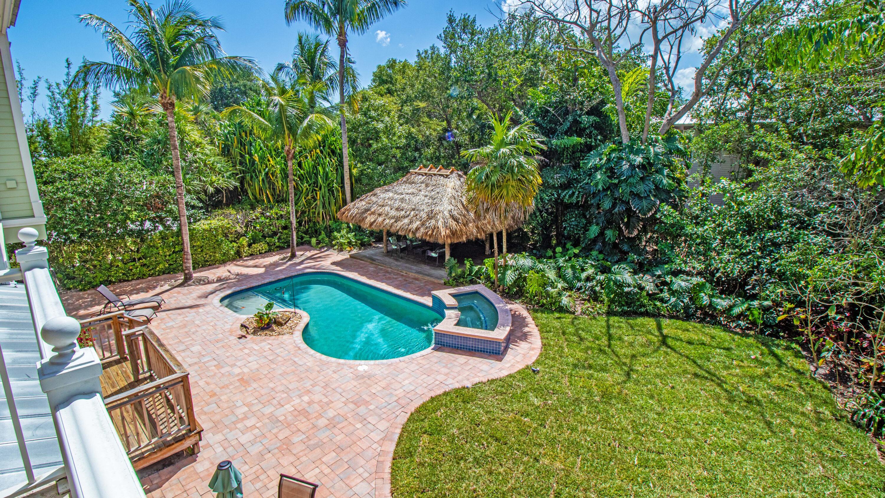 5592 Se Reef Way Property Photo 33