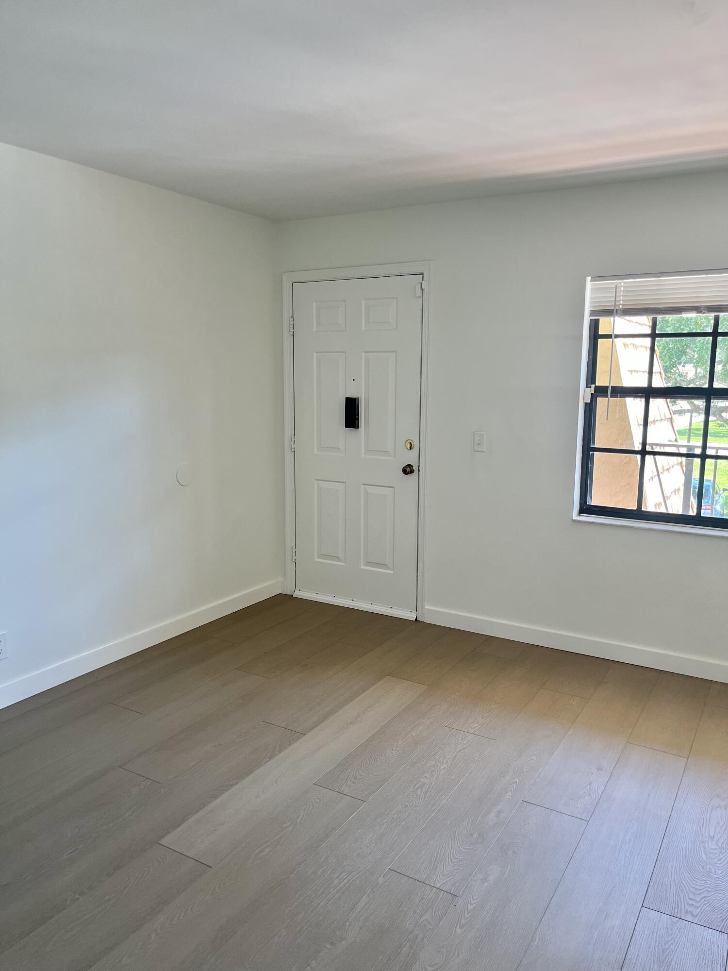 4243 Oak Terrace Drive 4243 Property Photo 2
