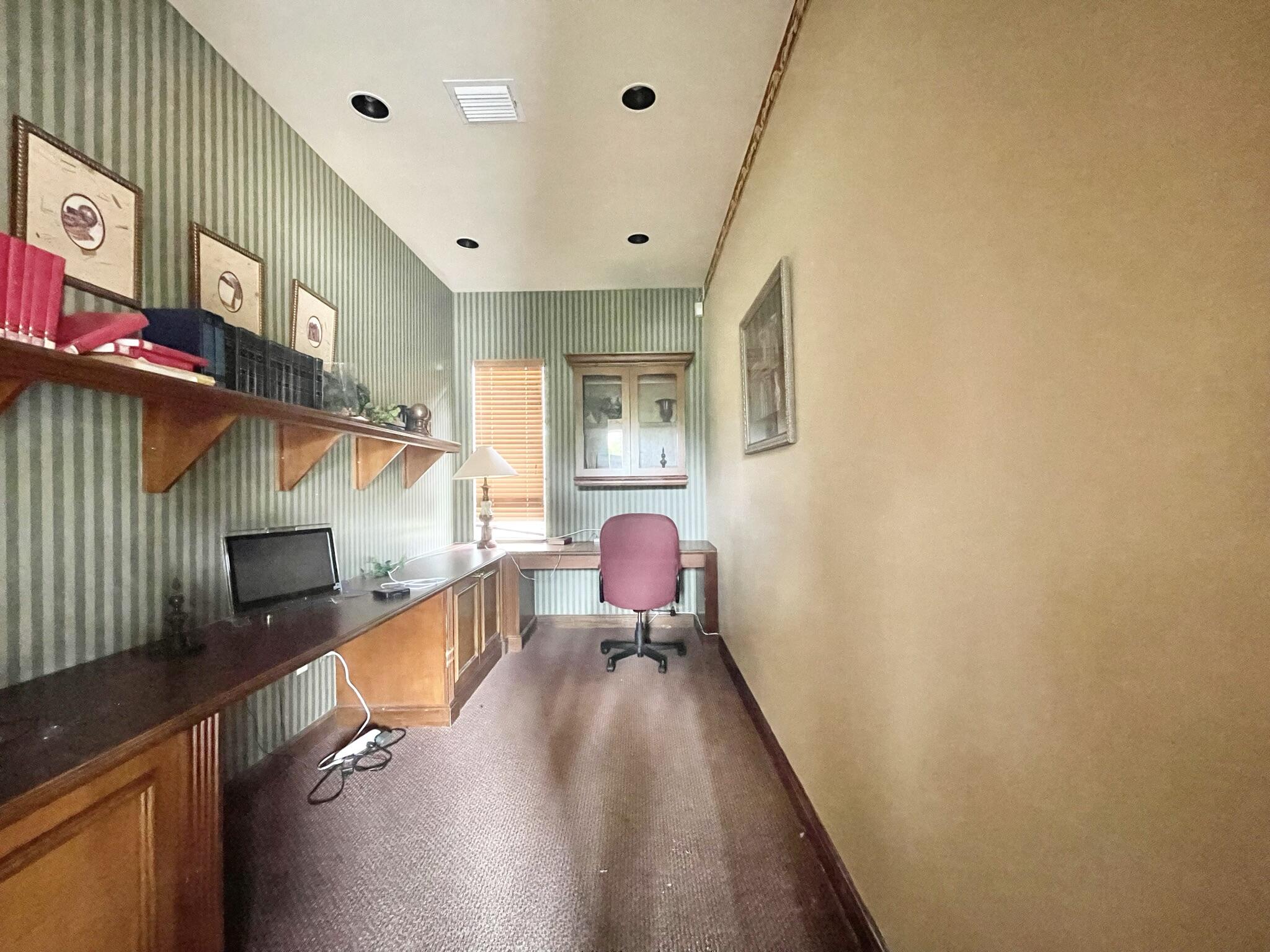 4856 N State Rd 7 1207 Property Photo 24
